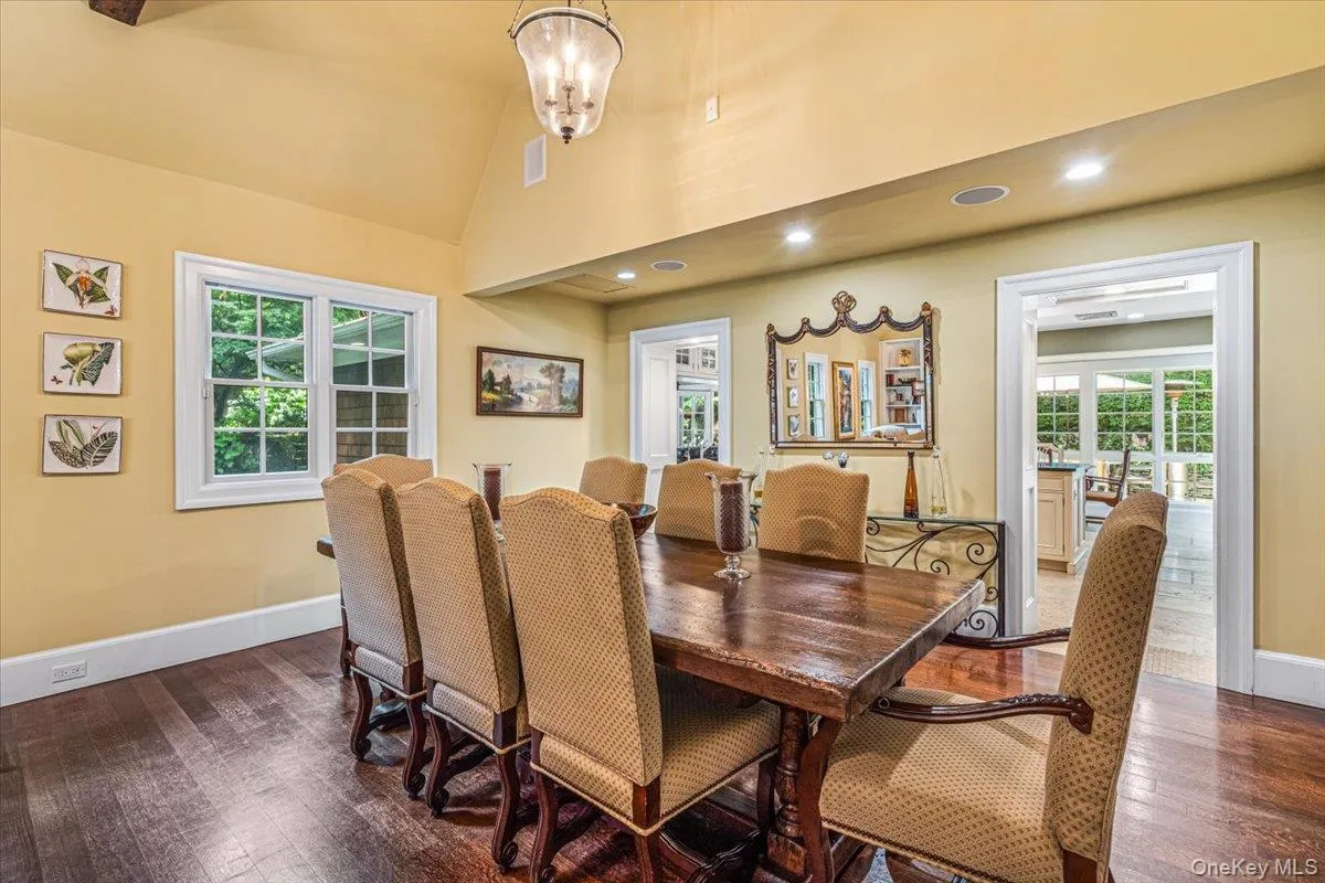 39 Cherry Lane, Oyster Bay, NY, 5 Bedrooms Bedrooms, 9 Rooms Rooms,5 BathroomsBathrooms,Residential,For Rent,Cherry,0,1020663 39 Cherry Lane, Oyster Bay, NY, 5 Bedrooms Bedrooms, 9 Rooms Rooms,5 BathroomsBathrooms,Residential,For Rent,Cherry,0,1020663