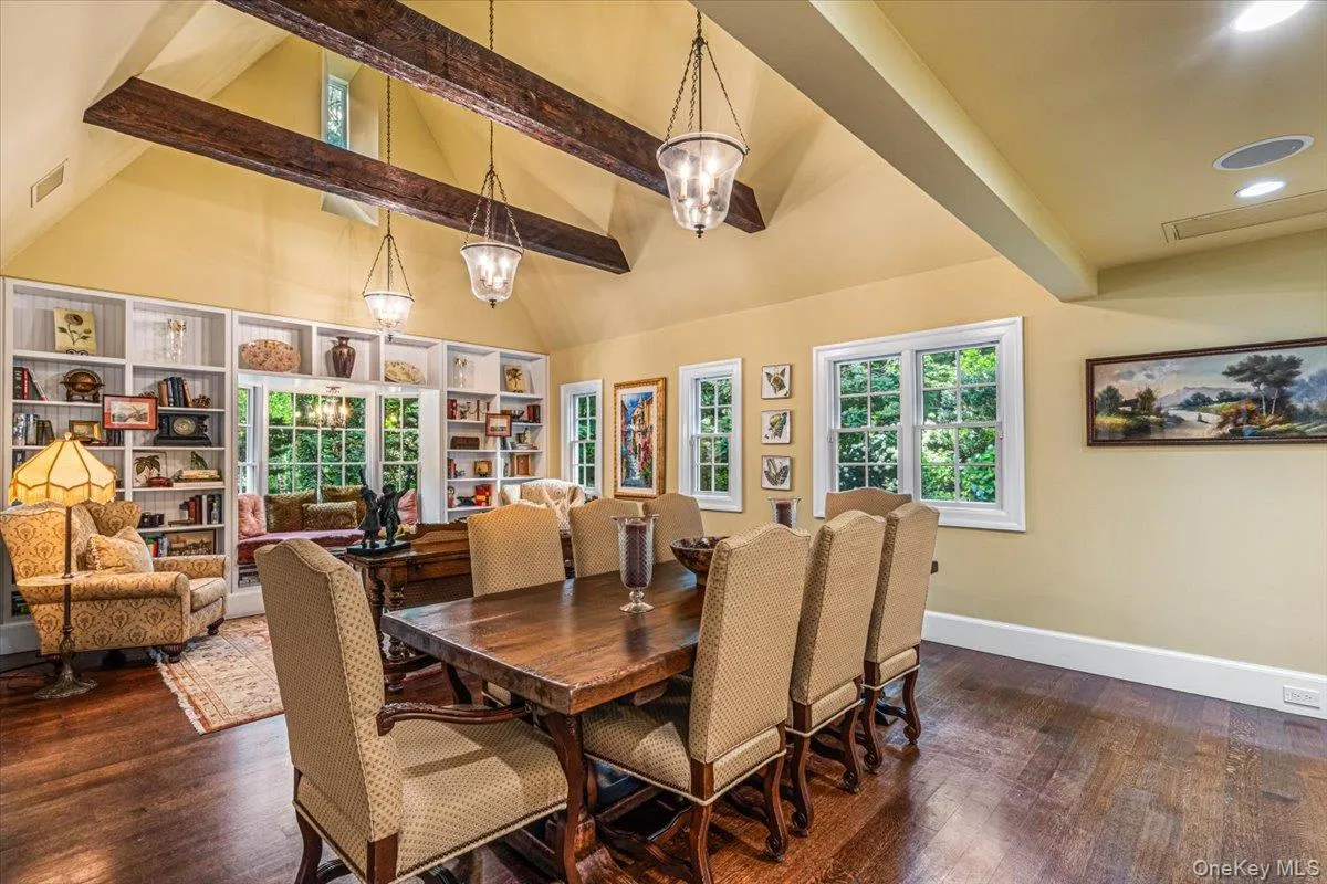 39 Cherry Lane, Oyster Bay, NY, 5 Bedrooms Bedrooms, 9 Rooms Rooms,5 BathroomsBathrooms,Residential,For Rent,Cherry,0,1020663 39 Cherry Lane, Oyster Bay, NY, 5 Bedrooms Bedrooms, 9 Rooms Rooms,5 BathroomsBathrooms,Residential,For Rent,Cherry,0,1020663