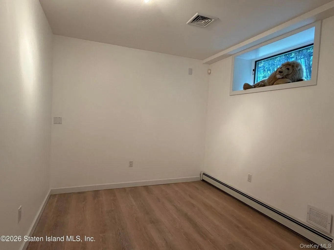 100 Hull Ave, New York, NY, 6 Bedrooms Bedrooms, 14 Rooms Rooms,3 BathroomsBathrooms,Residential,For Rent,Hull Ave,0,1020666 100 Hull Ave, New York, NY, 6 Bedrooms Bedrooms, 14 Rooms Rooms,3 BathroomsBathrooms,Residential,For Rent,Hull Ave,0,1020666