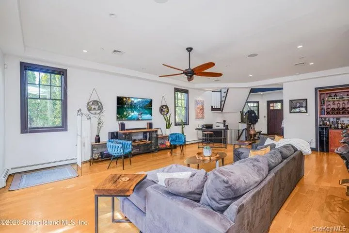 100 Hull Ave, New York, NY, 6 Bedrooms Bedrooms, 14 Rooms Rooms,3 BathroomsBathrooms,Residential,For Rent,Hull Ave,0,1020666 100 Hull Ave, New York, NY, 6 Bedrooms Bedrooms, 14 Rooms Rooms,3 BathroomsBathrooms,Residential,For Rent,Hull Ave,0,1020666
