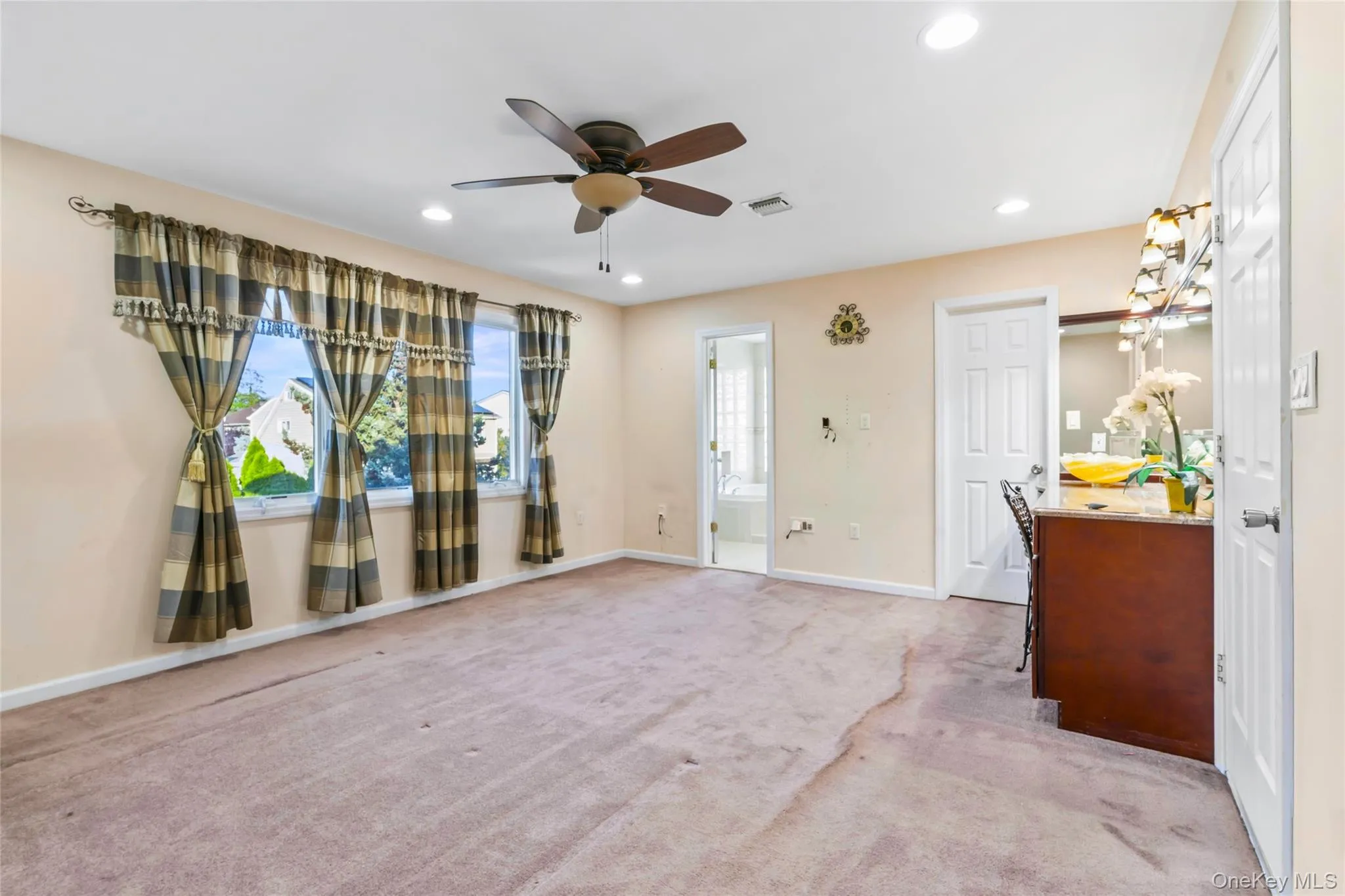 20 Heywood Street, Hempstead, NY, 5 Bedrooms Bedrooms, 7 Rooms Rooms,4 BathroomsBathrooms,Residential,For Rent,Heywood,0,1020669 20 Heywood Street, Hempstead, NY, 5 Bedrooms Bedrooms, 7 Rooms Rooms,4 BathroomsBathrooms,Residential,For Rent,Heywood,0,1020669