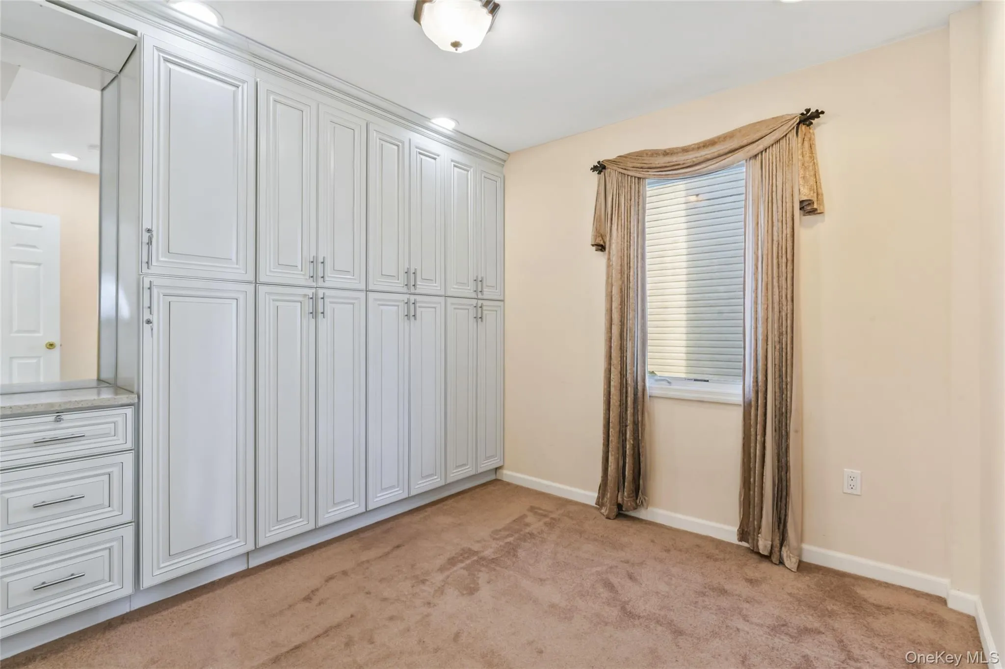 20 Heywood Street, Hempstead, NY, 5 Bedrooms Bedrooms, 7 Rooms Rooms,4 BathroomsBathrooms,Residential,For Rent,Heywood,0,1020669 20 Heywood Street, Hempstead, NY, 5 Bedrooms Bedrooms, 7 Rooms Rooms,4 BathroomsBathrooms,Residential,For Rent,Heywood,0,1020669