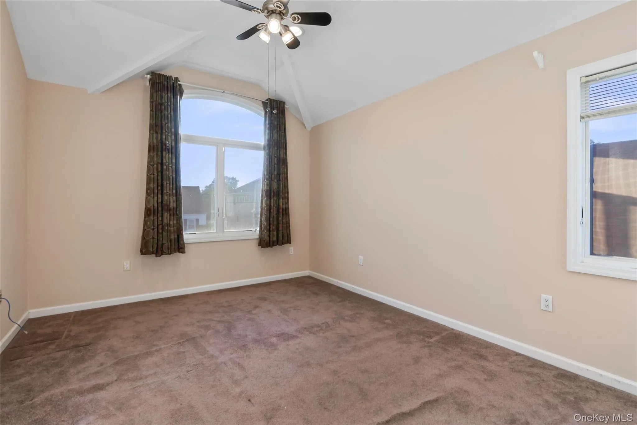 20 Heywood Street, Hempstead, NY, 5 Bedrooms Bedrooms, 7 Rooms Rooms,4 BathroomsBathrooms,Residential,For Rent,Heywood,0,1020669 20 Heywood Street, Hempstead, NY, 5 Bedrooms Bedrooms, 7 Rooms Rooms,4 BathroomsBathrooms,Residential,For Rent,Heywood,0,1020669