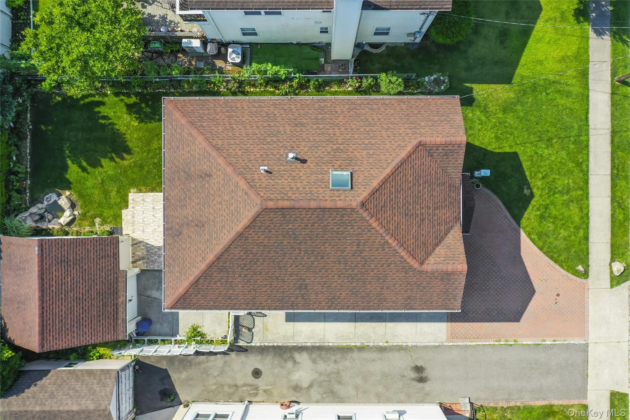 20 Heywood Street, Hempstead, NY, 5 Bedrooms Bedrooms, 7 Rooms Rooms,4 BathroomsBathrooms,Residential,For Rent,Heywood,0,1020669 20 Heywood Street, Hempstead, NY, 5 Bedrooms Bedrooms, 7 Rooms Rooms,4 BathroomsBathrooms,Residential,For Rent,Heywood,0,1020669