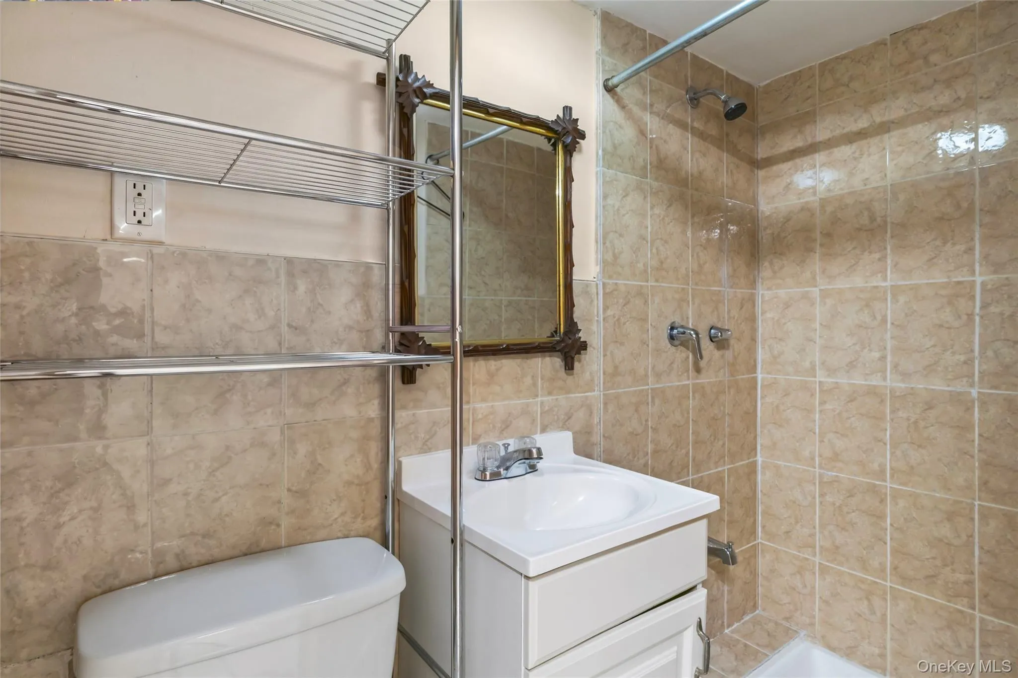20 Heywood Street, Hempstead, NY, 5 Bedrooms Bedrooms, 7 Rooms Rooms,4 BathroomsBathrooms,Residential,For Rent,Heywood,0,1020669 20 Heywood Street, Hempstead, NY, 5 Bedrooms Bedrooms, 7 Rooms Rooms,4 BathroomsBathrooms,Residential,For Rent,Heywood,0,1020669