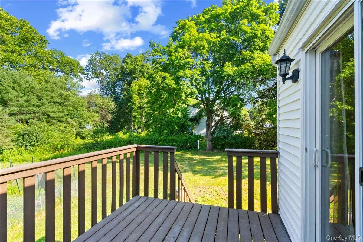 12 Flitt Street, Clarkstown, NY, 4 Bedrooms Bedrooms, 8 Rooms Rooms,2 BathroomsBathrooms,Residential,For Rent,Flitt,0,1020671 12 Flitt Street, Clarkstown, NY, 4 Bedrooms Bedrooms, 8 Rooms Rooms,2 BathroomsBathrooms,Residential,For Rent,Flitt,0,1020671