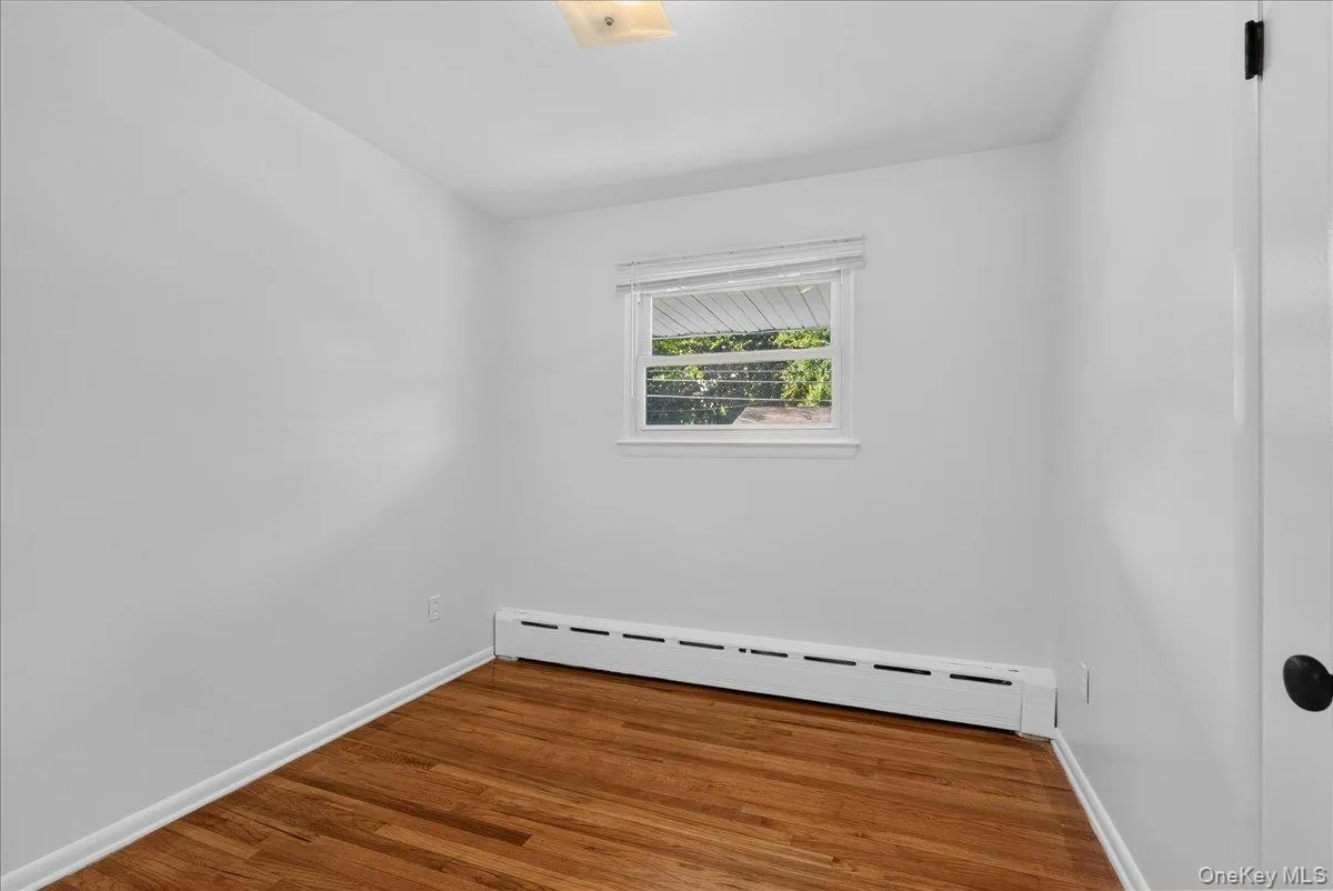 12 Flitt Street, Clarkstown, NY, 4 Bedrooms Bedrooms, 8 Rooms Rooms,2 BathroomsBathrooms,Residential,For Rent,Flitt,0,1020671 12 Flitt Street, Clarkstown, NY, 4 Bedrooms Bedrooms, 8 Rooms Rooms,2 BathroomsBathrooms,Residential,For Rent,Flitt,0,1020671