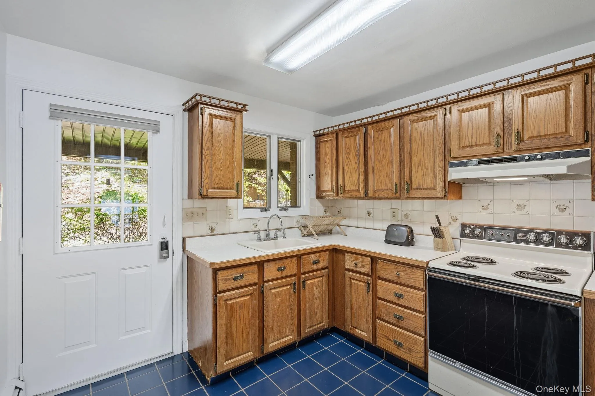 194 Jersey Avenue, Warwick (town), NY, 2 Bedrooms Bedrooms, 5 Rooms Rooms,2 BathroomsBathrooms,Residential Lease,For Rent,Jersey,0,1020673 194 Jersey Avenue, Warwick (town), NY, 2 Bedrooms Bedrooms, 5 Rooms Rooms,2 BathroomsBathrooms,Residential Lease,For Rent,Jersey,0,1020673