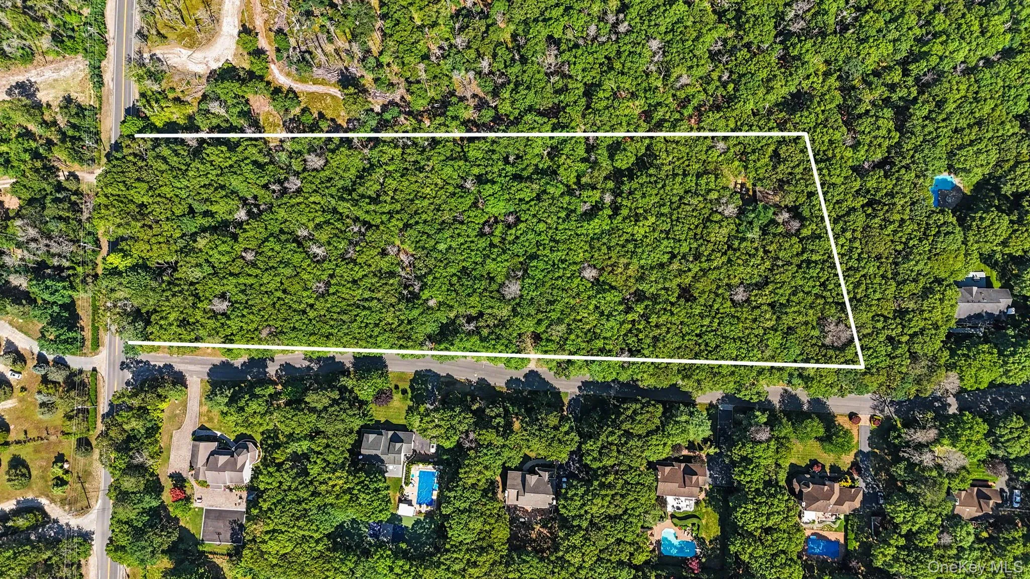 131 Old Country Road, Southampton, NY, ,Land,For Rent,Old Country,0,1020676 131 Old Country Road, Southampton, NY, ,Land,For Rent,Old Country,0,1020676