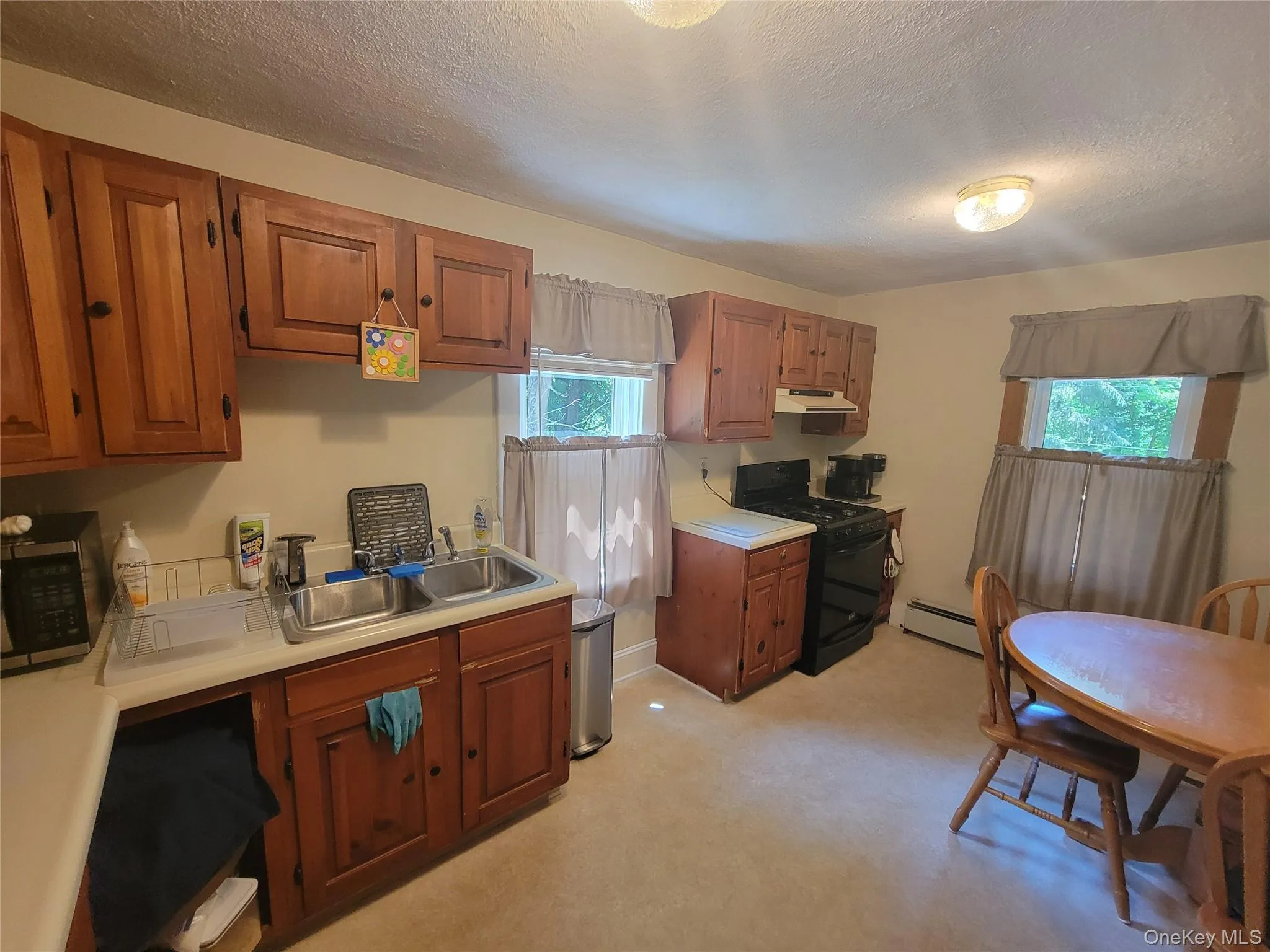 3 Albertson Road, Marlboro, NY, 2 Bedrooms Bedrooms, 5 Rooms Rooms,1 BathroomBathrooms,Residential,For Rent,Albertson,0,1020679 3 Albertson Road, Marlboro, NY, 2 Bedrooms Bedrooms, 5 Rooms Rooms,1 BathroomBathrooms,Residential,For Rent,Albertson,0,1020679