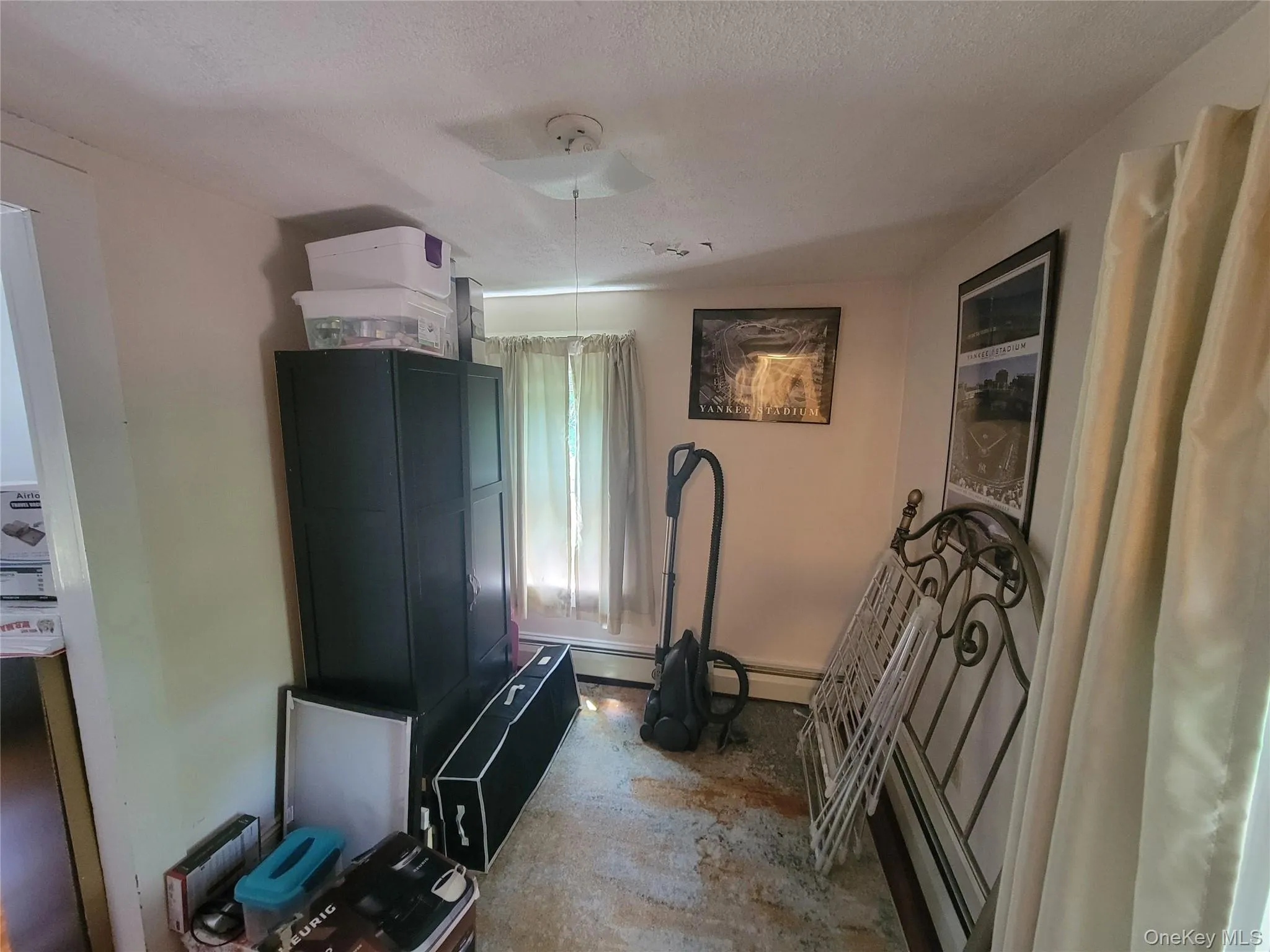 3 Albertson Road, Marlboro, NY, 2 Bedrooms Bedrooms, 5 Rooms Rooms,1 BathroomBathrooms,Residential,For Rent,Albertson,0,1020679 3 Albertson Road, Marlboro, NY, 2 Bedrooms Bedrooms, 5 Rooms Rooms,1 BathroomBathrooms,Residential,For Rent,Albertson,0,1020679