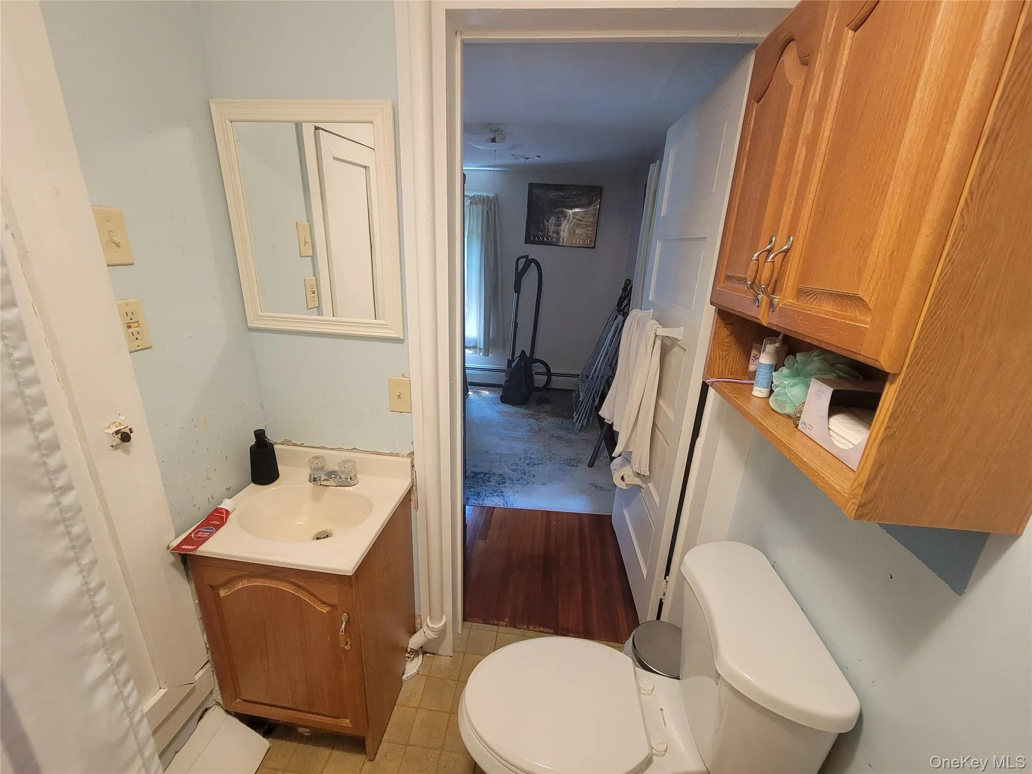3 Albertson Road, Marlboro, NY, 2 Bedrooms Bedrooms, 5 Rooms Rooms,1 BathroomBathrooms,Residential,For Rent,Albertson,0,1020679 3 Albertson Road, Marlboro, NY, 2 Bedrooms Bedrooms, 5 Rooms Rooms,1 BathroomBathrooms,Residential,For Rent,Albertson,0,1020679