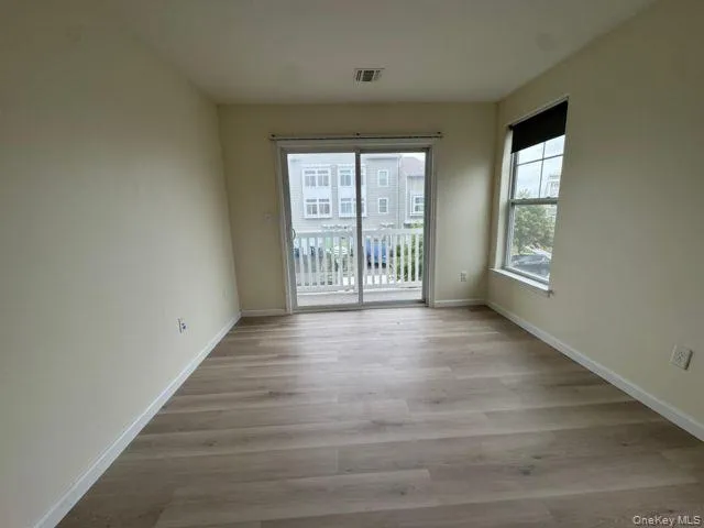 169 Sea Grass Lane, New York, NY, 2 Bedrooms Bedrooms, 5 Rooms Rooms,1 BathroomBathrooms,Residential Lease,For Rent,Sea Grass,0,1020680 169 Sea Grass Lane, New York, NY, 2 Bedrooms Bedrooms, 5 Rooms Rooms,1 BathroomBathrooms,Residential Lease,For Rent,Sea Grass,0,1020680