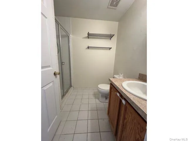 169 Sea Grass Lane, New York, NY, 2 Bedrooms Bedrooms, 5 Rooms Rooms,1 BathroomBathrooms,Residential Lease,For Rent,Sea Grass,0,1020680 169 Sea Grass Lane, New York, NY, 2 Bedrooms Bedrooms, 5 Rooms Rooms,1 BathroomBathrooms,Residential Lease,For Rent,Sea Grass,0,1020680