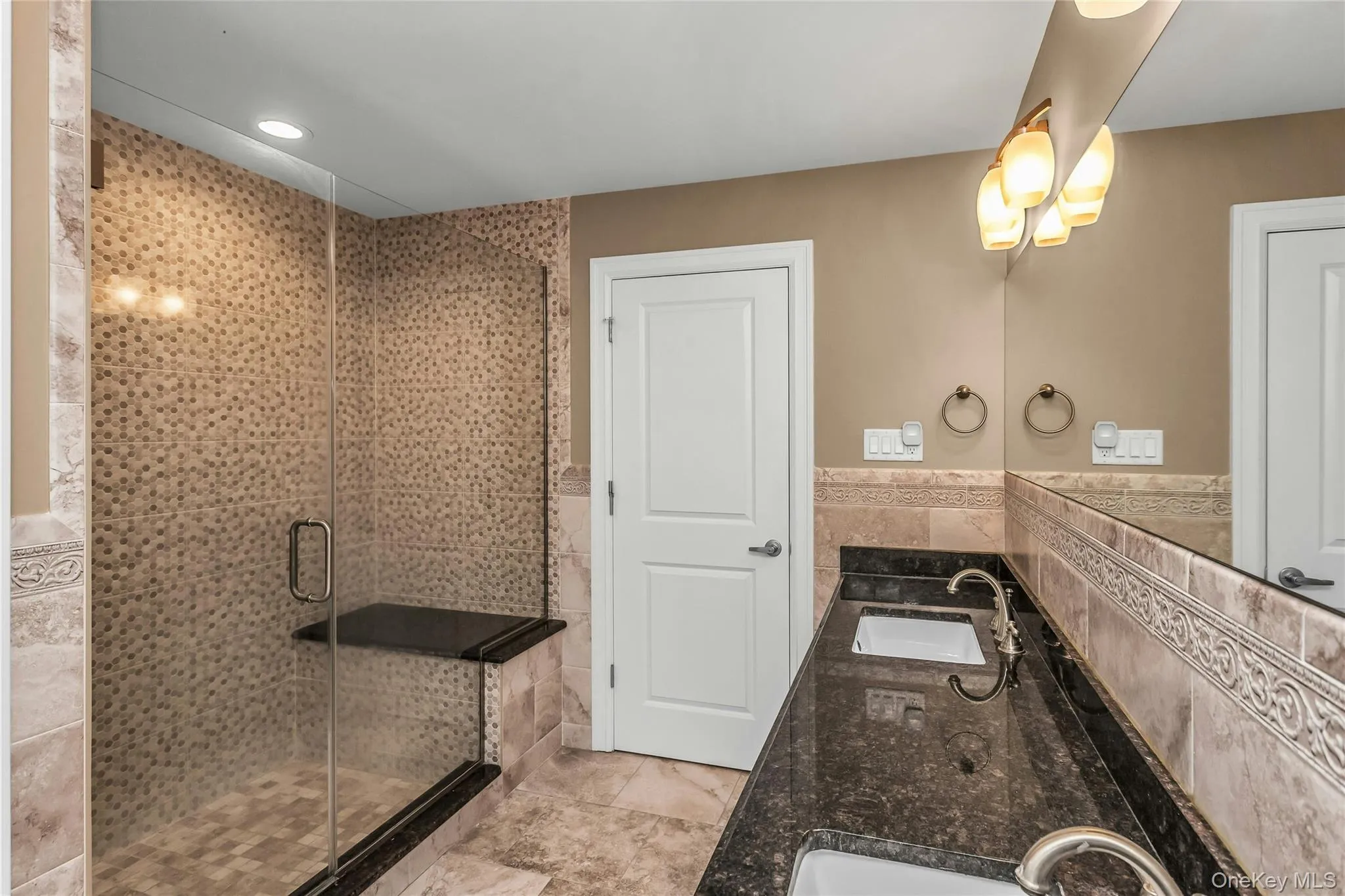 17 Vera Avenue, Oyster Bay, NY, 4 Bedrooms Bedrooms, 11 Rooms Rooms,3 BathroomsBathrooms,Residential,For Rent,Vera,0,1020683 17 Vera Avenue, Oyster Bay, NY, 4 Bedrooms Bedrooms, 11 Rooms Rooms,3 BathroomsBathrooms,Residential,For Rent,Vera,0,1020683