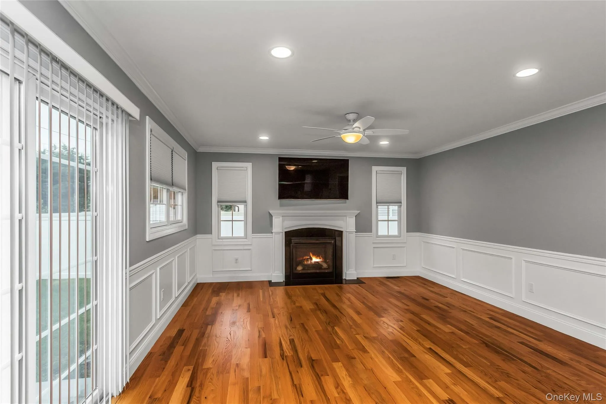 17 Vera Avenue, Oyster Bay, NY, 4 Bedrooms Bedrooms, 11 Rooms Rooms,3 BathroomsBathrooms,Residential,For Rent,Vera,0,1020683 17 Vera Avenue, Oyster Bay, NY, 4 Bedrooms Bedrooms, 11 Rooms Rooms,3 BathroomsBathrooms,Residential,For Rent,Vera,0,1020683