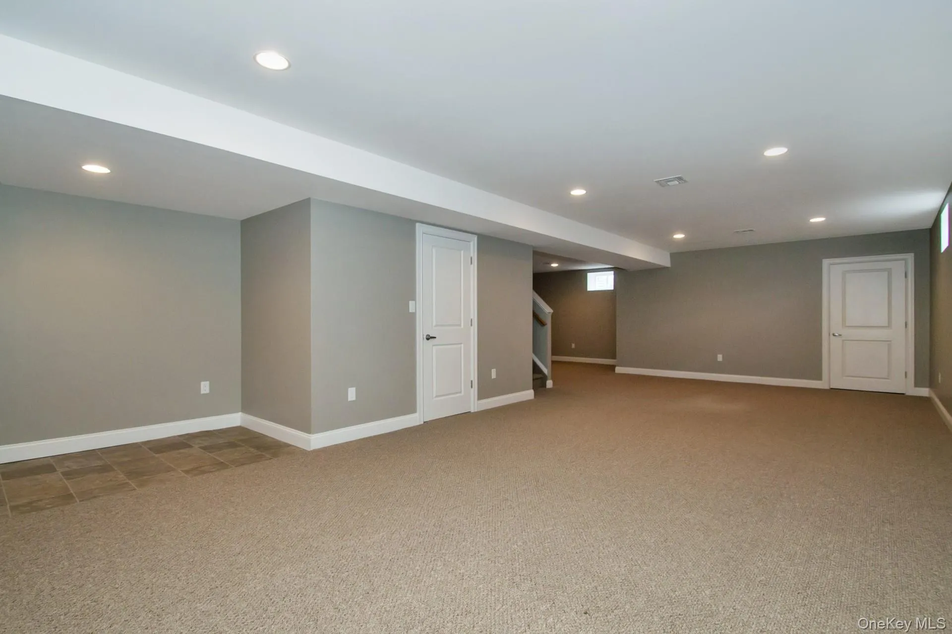 17 Vera Avenue, Oyster Bay, NY, 4 Bedrooms Bedrooms, 11 Rooms Rooms,3 BathroomsBathrooms,Residential,For Rent,Vera,0,1020683 17 Vera Avenue, Oyster Bay, NY, 4 Bedrooms Bedrooms, 11 Rooms Rooms,3 BathroomsBathrooms,Residential,For Rent,Vera,0,1020683