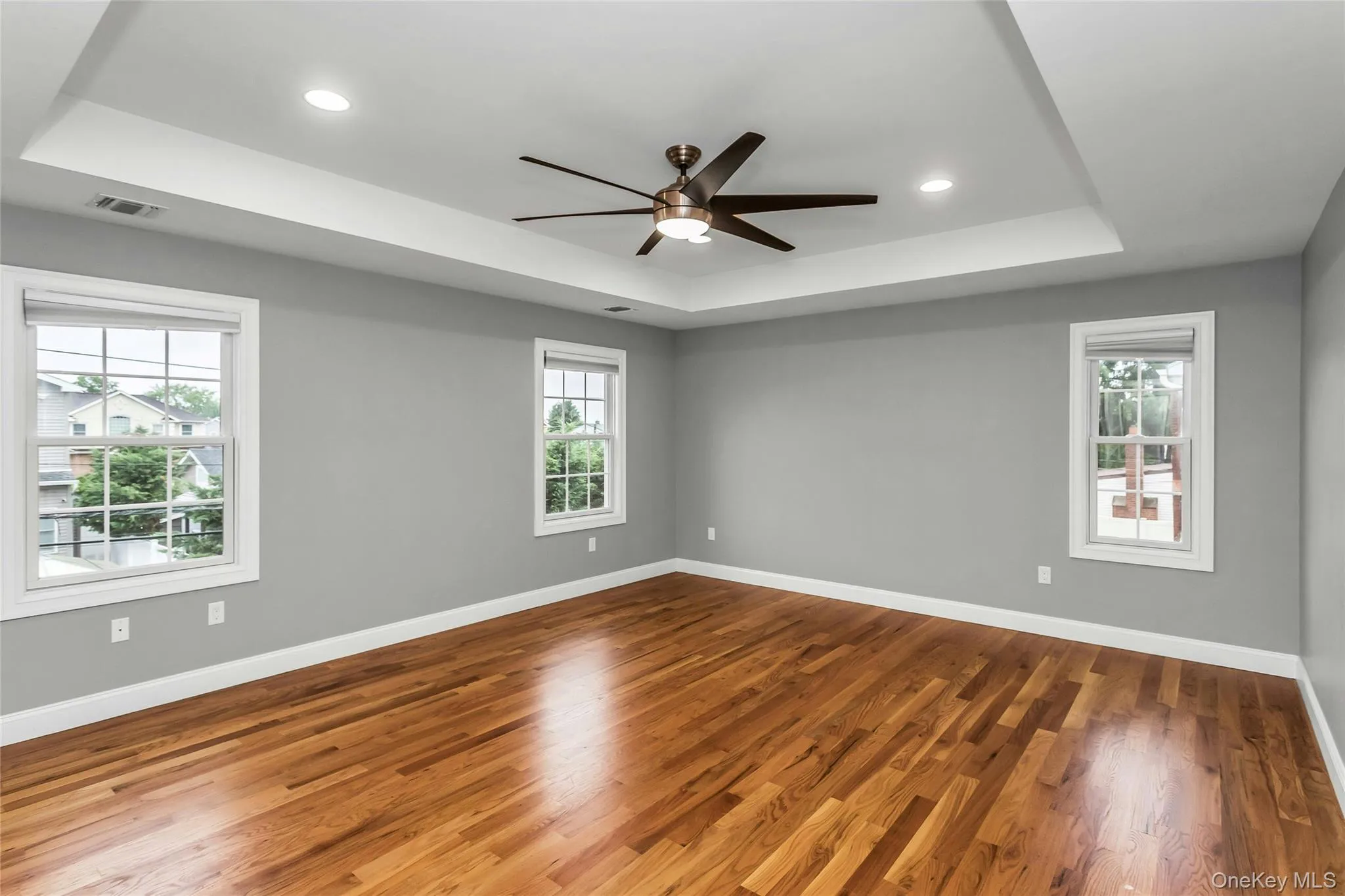 17 Vera Avenue, Oyster Bay, NY, 4 Bedrooms Bedrooms, 11 Rooms Rooms,3 BathroomsBathrooms,Residential,For Rent,Vera,0,1020683 17 Vera Avenue, Oyster Bay, NY, 4 Bedrooms Bedrooms, 11 Rooms Rooms,3 BathroomsBathrooms,Residential,For Rent,Vera,0,1020683
