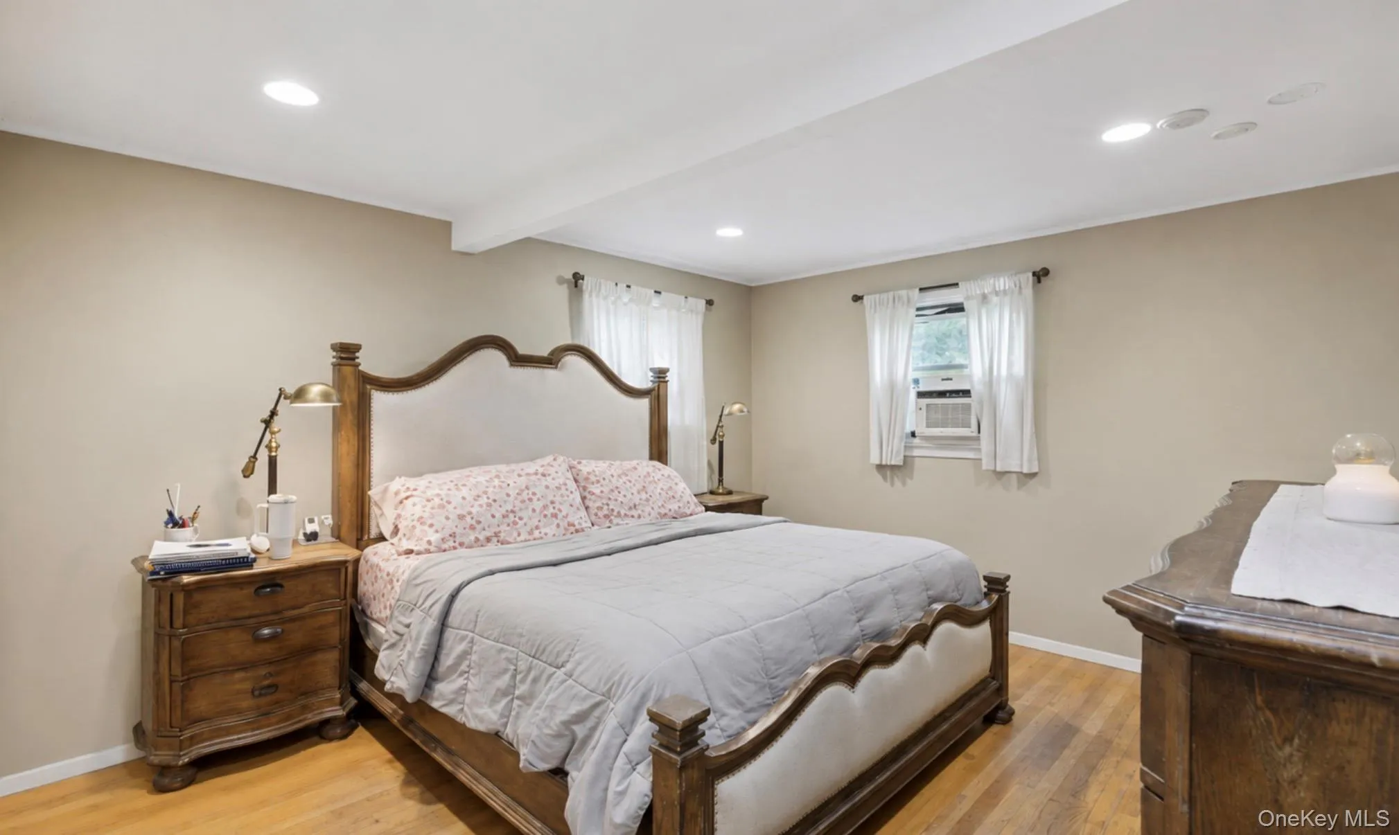 386 Bread And Cheese Hollow Road, Huntington, NY, 5 Bedrooms Bedrooms, 10 Rooms Rooms,2 BathroomsBathrooms,Residential,For Rent,Bread And Cheese Hollow,0,1020684 386 Bread And Cheese Hollow Road, Huntington, NY, 5 Bedrooms Bedrooms, 10 Rooms Rooms,2 BathroomsBathrooms,Residential,For Rent,Bread And Cheese Hollow,0,1020684