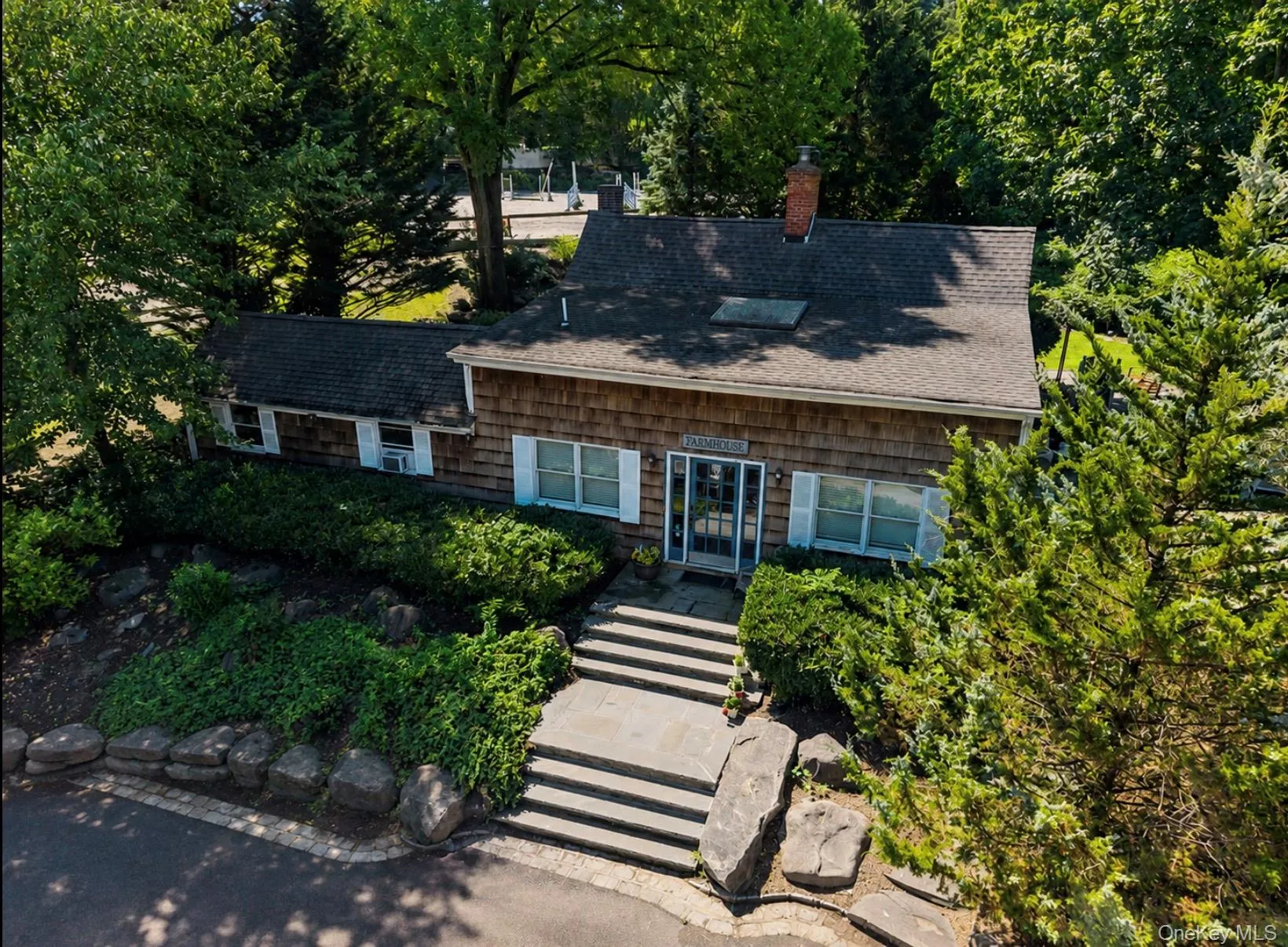 386 Bread And Cheese Hollow Road, Huntington, NY, 5 Bedrooms Bedrooms, 10 Rooms Rooms,2 BathroomsBathrooms,Residential,For Rent,Bread And Cheese Hollow,0,1020684 386 Bread And Cheese Hollow Road, Huntington, NY, 5 Bedrooms Bedrooms, 10 Rooms Rooms,2 BathroomsBathrooms,Residential,For Rent,Bread And Cheese Hollow,0,1020684