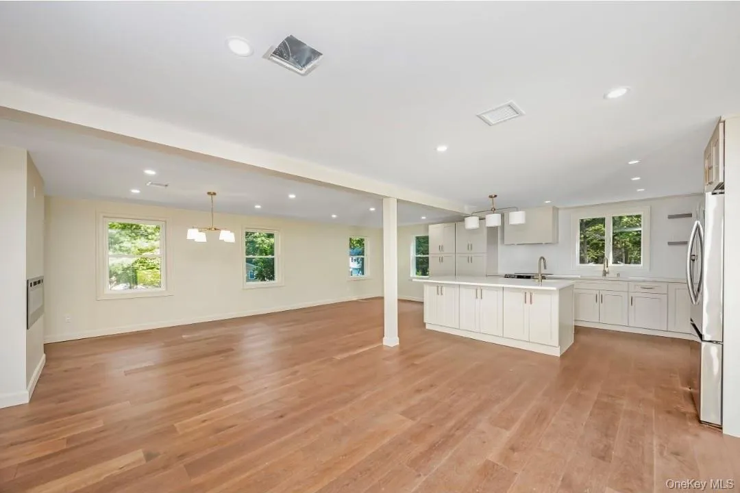 30 New Mill Road, Smithtown, NY, 4 Bedrooms Bedrooms, 16 Rooms Rooms,4 BathroomsBathrooms,Residential,For Rent,New Mill,0,1020685 30 New Mill Road, Smithtown, NY, 4 Bedrooms Bedrooms, 16 Rooms Rooms,4 BathroomsBathrooms,Residential,For Rent,New Mill,0,1020685