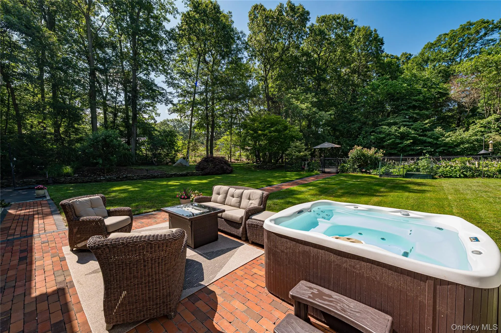 68 Bankside Drive, Huntington, NY, 5 Bedrooms Bedrooms, 10 Rooms Rooms,3 BathroomsBathrooms,Residential,For Rent,Bankside,0,1020691 68 Bankside Drive, Huntington, NY, 5 Bedrooms Bedrooms, 10 Rooms Rooms,3 BathroomsBathrooms,Residential,For Rent,Bankside,0,1020691