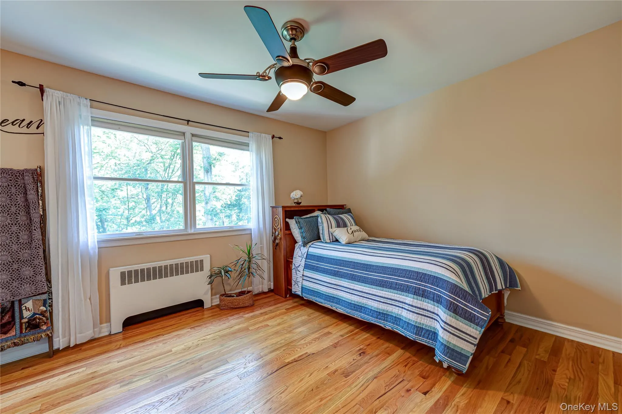 68 Bankside Drive, Huntington, NY, 5 Bedrooms Bedrooms, 10 Rooms Rooms,3 BathroomsBathrooms,Residential,For Rent,Bankside,0,1020691 68 Bankside Drive, Huntington, NY, 5 Bedrooms Bedrooms, 10 Rooms Rooms,3 BathroomsBathrooms,Residential,For Rent,Bankside,0,1020691
