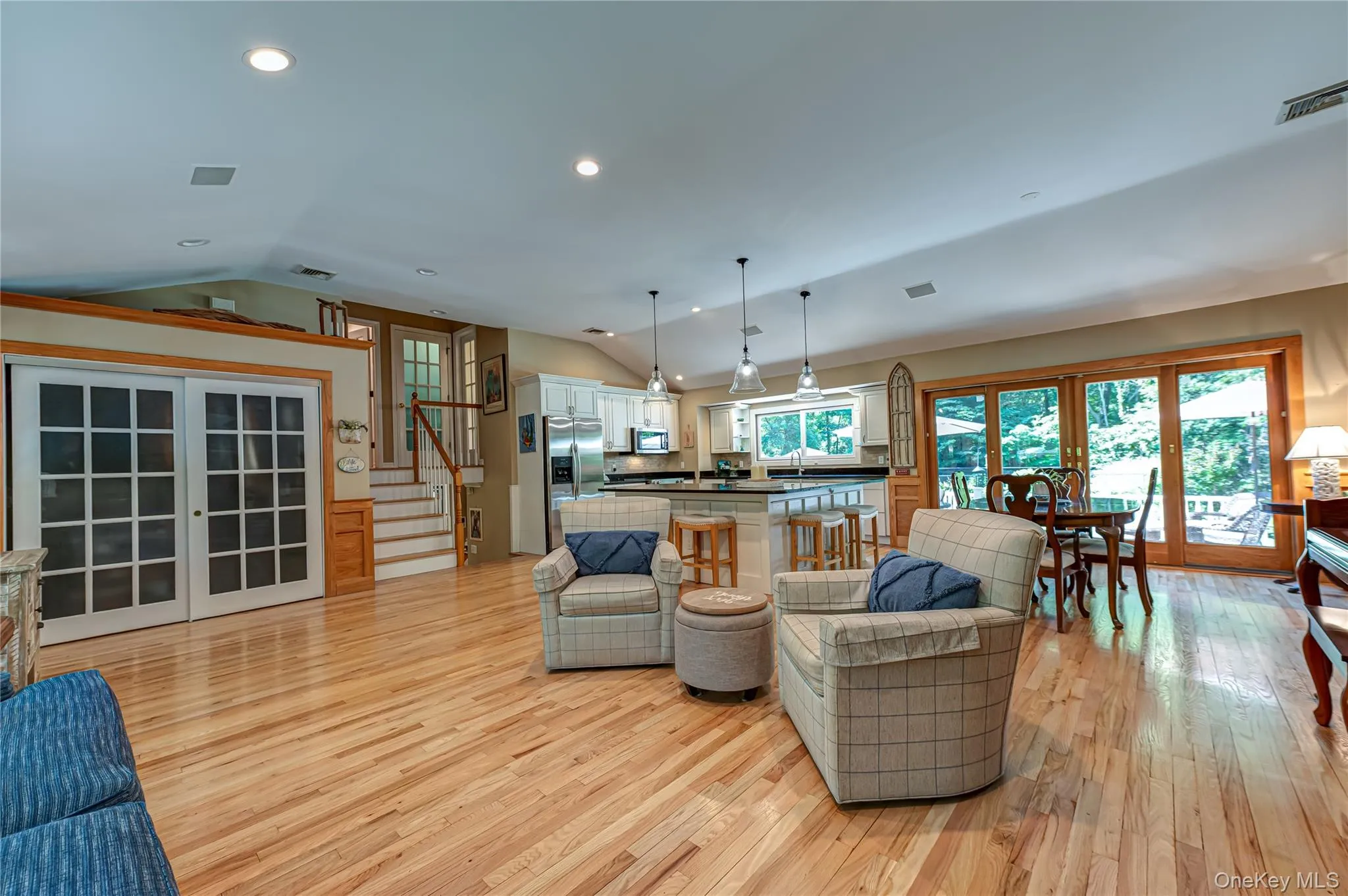 68 Bankside Drive, Huntington, NY, 5 Bedrooms Bedrooms, 10 Rooms Rooms,3 BathroomsBathrooms,Residential,For Rent,Bankside,0,1020691 68 Bankside Drive, Huntington, NY, 5 Bedrooms Bedrooms, 10 Rooms Rooms,3 BathroomsBathrooms,Residential,For Rent,Bankside,0,1020691
