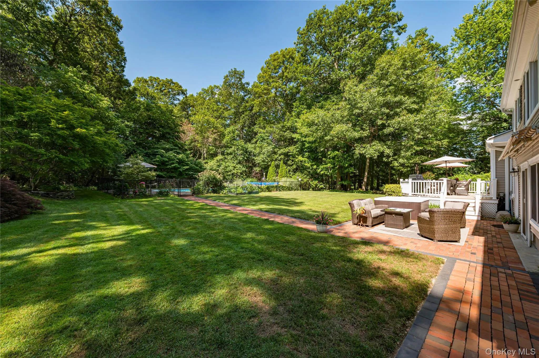 68 Bankside Drive, Huntington, NY, 5 Bedrooms Bedrooms, 10 Rooms Rooms,3 BathroomsBathrooms,Residential,For Rent,Bankside,0,1020691 68 Bankside Drive, Huntington, NY, 5 Bedrooms Bedrooms, 10 Rooms Rooms,3 BathroomsBathrooms,Residential,For Rent,Bankside,0,1020691