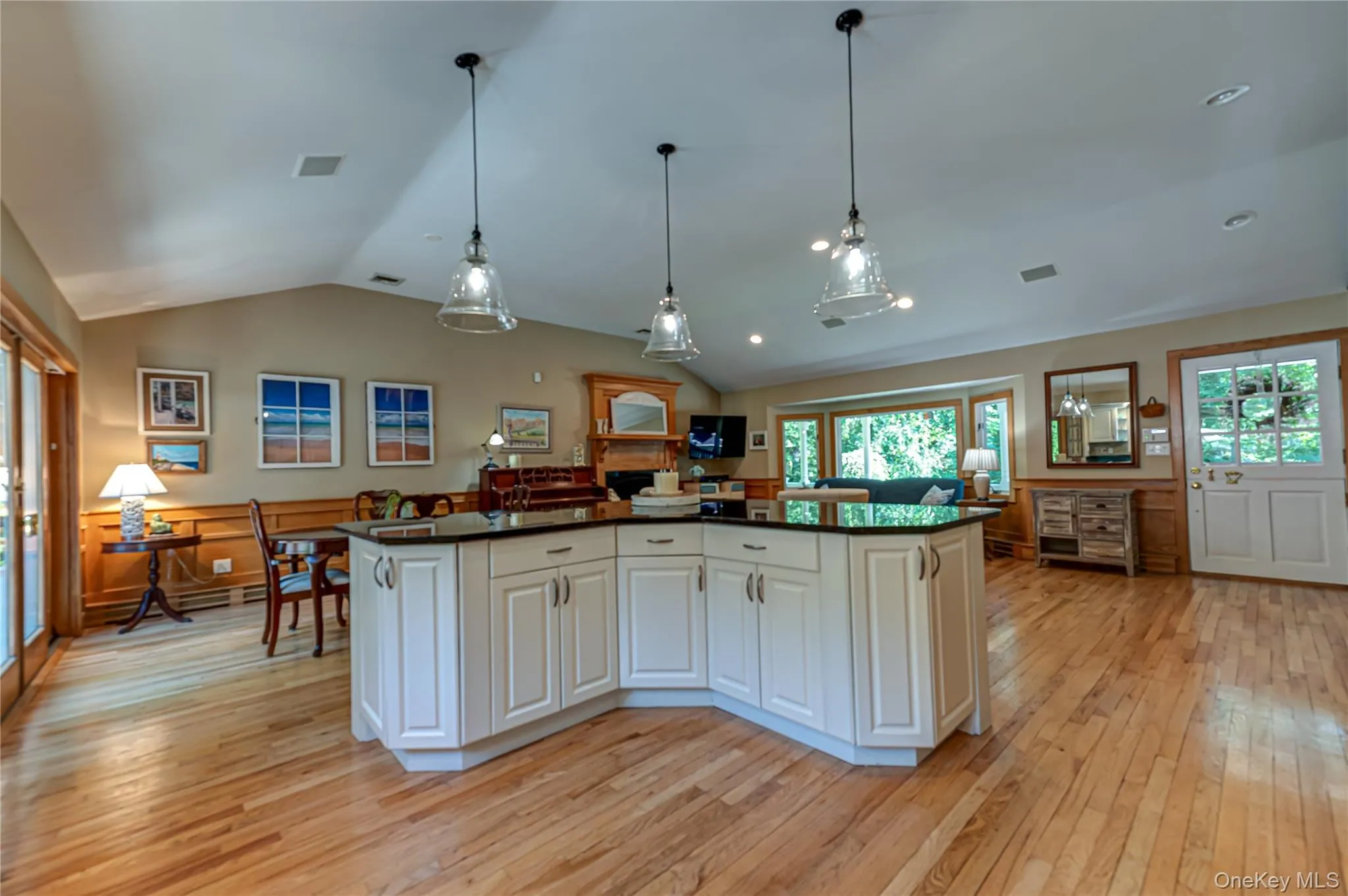 68 Bankside Drive, Huntington, NY, 5 Bedrooms Bedrooms, 10 Rooms Rooms,3 BathroomsBathrooms,Residential,For Rent,Bankside,0,1020691 68 Bankside Drive, Huntington, NY, 5 Bedrooms Bedrooms, 10 Rooms Rooms,3 BathroomsBathrooms,Residential,For Rent,Bankside,0,1020691