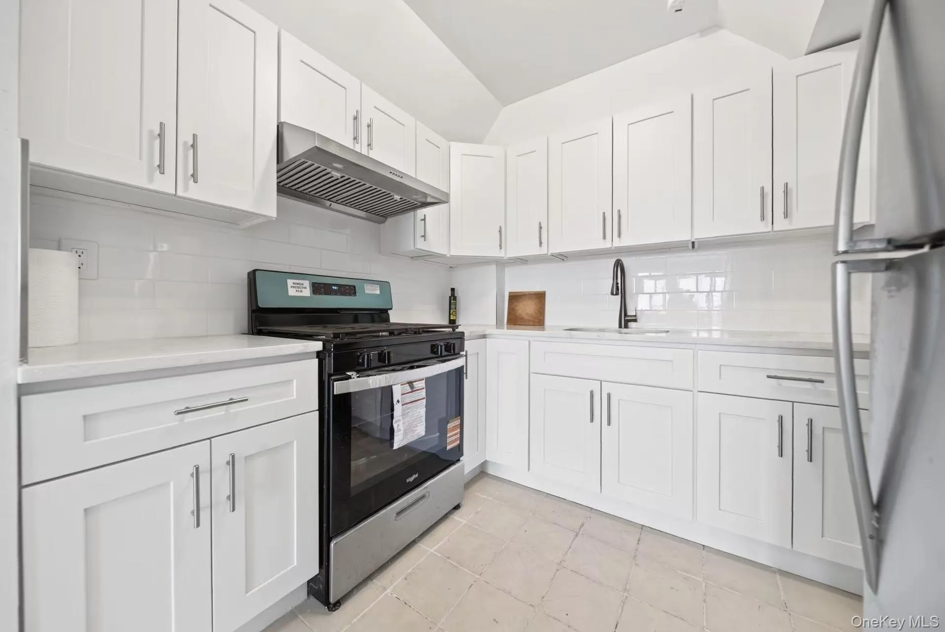 42-60 Colden Street, New York, NY, 2 Bedrooms Bedrooms, 5 Rooms Rooms,2 BathroomsBathrooms,Residential,For Rent,Colden,0,1020692 42-60 Colden Street, New York, NY, 2 Bedrooms Bedrooms, 5 Rooms Rooms,2 BathroomsBathrooms,Residential,For Rent,Colden,0,1020692