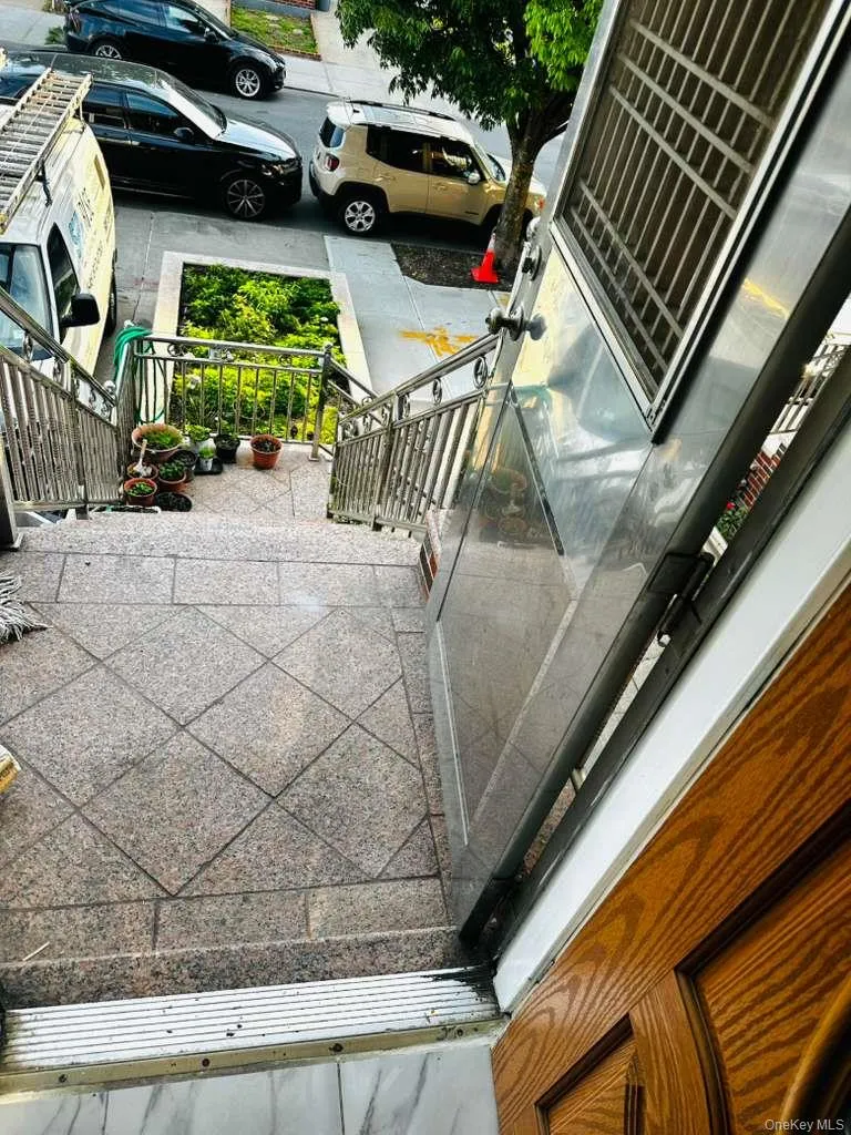 25-33 77th, New York, NY, 2 Bedrooms Bedrooms, 3 Rooms Rooms,1 BathroomBathrooms,Residential Lease,For Rent,77th,0,1020693 25-33 77th, New York, NY, 2 Bedrooms Bedrooms, 3 Rooms Rooms,1 BathroomBathrooms,Residential Lease,For Rent,77th,0,1020693