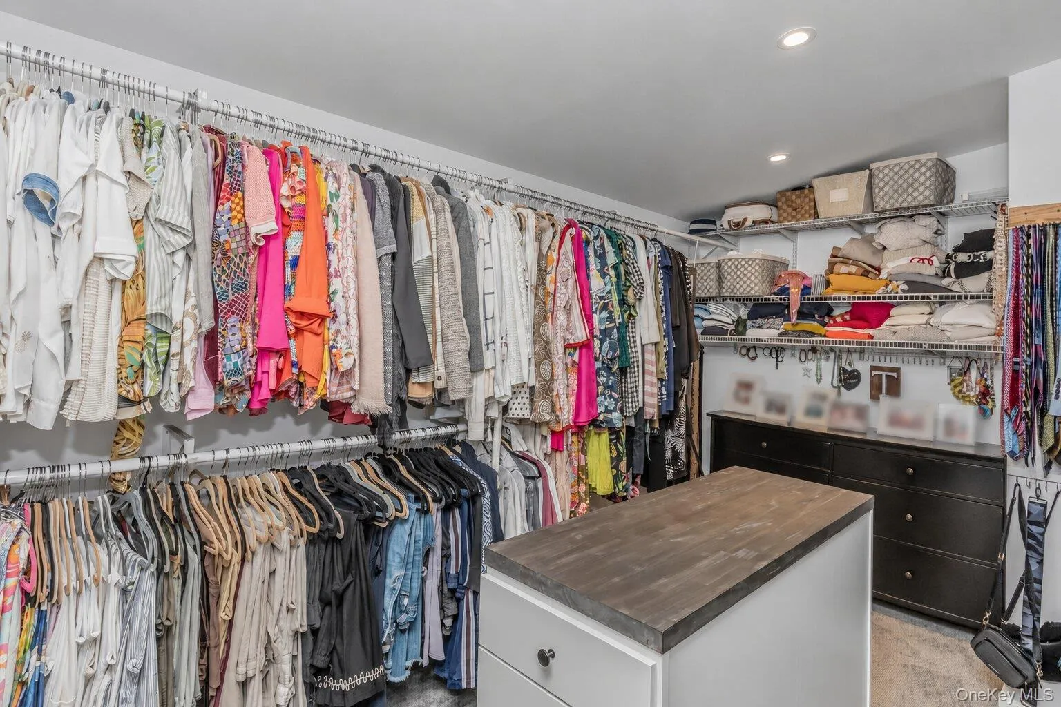 72 Circle Drive, Babylon, NY, 4 Bedrooms Bedrooms, 12 Rooms Rooms,3 BathroomsBathrooms,Residential,For Rent,Circle,0,1020694 72 Circle Drive, Babylon, NY, 4 Bedrooms Bedrooms, 12 Rooms Rooms,3 BathroomsBathrooms,Residential,For Rent,Circle,0,1020694