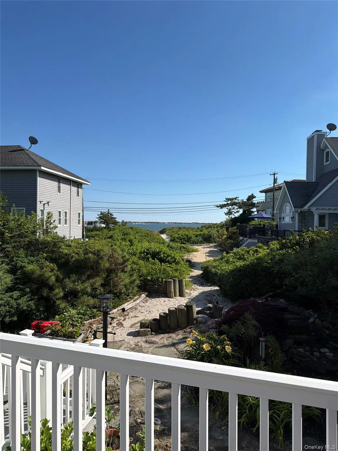72 Circle Drive, Babylon, NY, 4 Bedrooms Bedrooms, 12 Rooms Rooms,3 BathroomsBathrooms,Residential,For Rent,Circle,0,1020694 72 Circle Drive, Babylon, NY, 4 Bedrooms Bedrooms, 12 Rooms Rooms,3 BathroomsBathrooms,Residential,For Rent,Circle,0,1020694