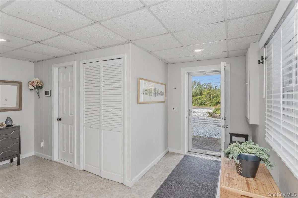 72 Circle Drive, Babylon, NY, 4 Bedrooms Bedrooms, 12 Rooms Rooms,3 BathroomsBathrooms,Residential,For Rent,Circle,0,1020694 72 Circle Drive, Babylon, NY, 4 Bedrooms Bedrooms, 12 Rooms Rooms,3 BathroomsBathrooms,Residential,For Rent,Circle,0,1020694