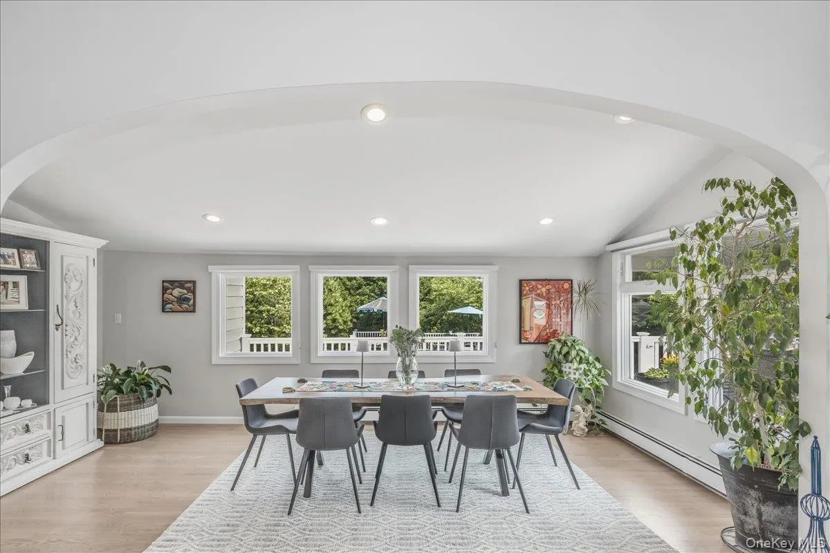 72 Circle Drive, Babylon, NY, 4 Bedrooms Bedrooms, 12 Rooms Rooms,3 BathroomsBathrooms,Residential,For Rent,Circle,0,1020694 72 Circle Drive, Babylon, NY, 4 Bedrooms Bedrooms, 12 Rooms Rooms,3 BathroomsBathrooms,Residential,For Rent,Circle,0,1020694
