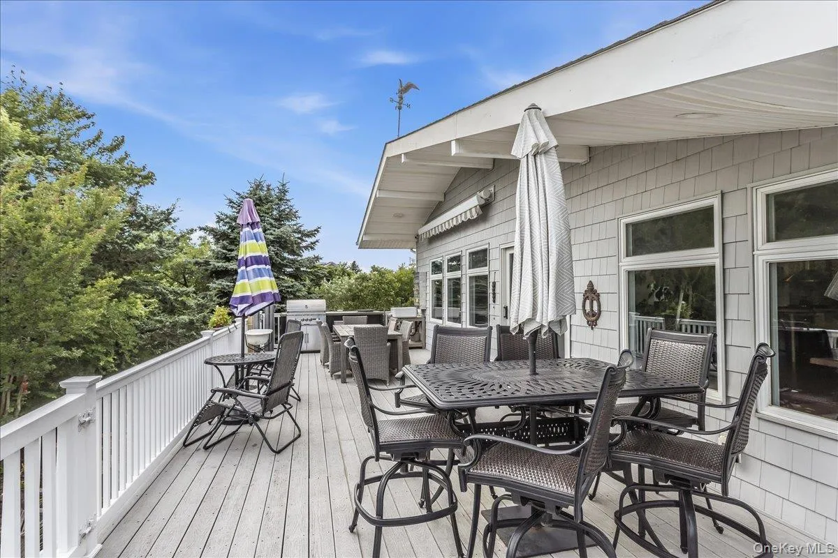72 Circle Drive, Babylon, NY, 4 Bedrooms Bedrooms, 12 Rooms Rooms,3 BathroomsBathrooms,Residential,For Rent,Circle,0,1020694 72 Circle Drive, Babylon, NY, 4 Bedrooms Bedrooms, 12 Rooms Rooms,3 BathroomsBathrooms,Residential,For Rent,Circle,0,1020694