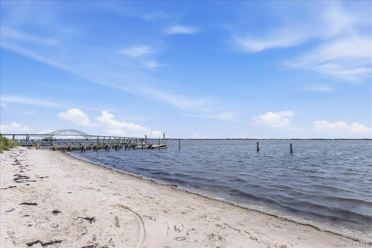 72 Circle Drive, Babylon, NY, 4 Bedrooms Bedrooms, 12 Rooms Rooms,3 BathroomsBathrooms,Residential,For Rent,Circle,0,1020694 72 Circle Drive, Babylon, NY, 4 Bedrooms Bedrooms, 12 Rooms Rooms,3 BathroomsBathrooms,Residential,For Rent,Circle,0,1020694