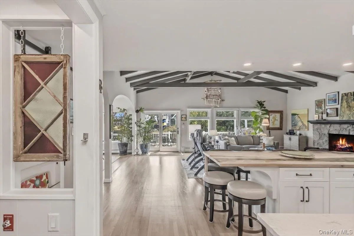 72 Circle Drive, Babylon, NY, 4 Bedrooms Bedrooms, 12 Rooms Rooms,3 BathroomsBathrooms,Residential,For Rent,Circle,0,1020694 72 Circle Drive, Babylon, NY, 4 Bedrooms Bedrooms, 12 Rooms Rooms,3 BathroomsBathrooms,Residential,For Rent,Circle,0,1020694