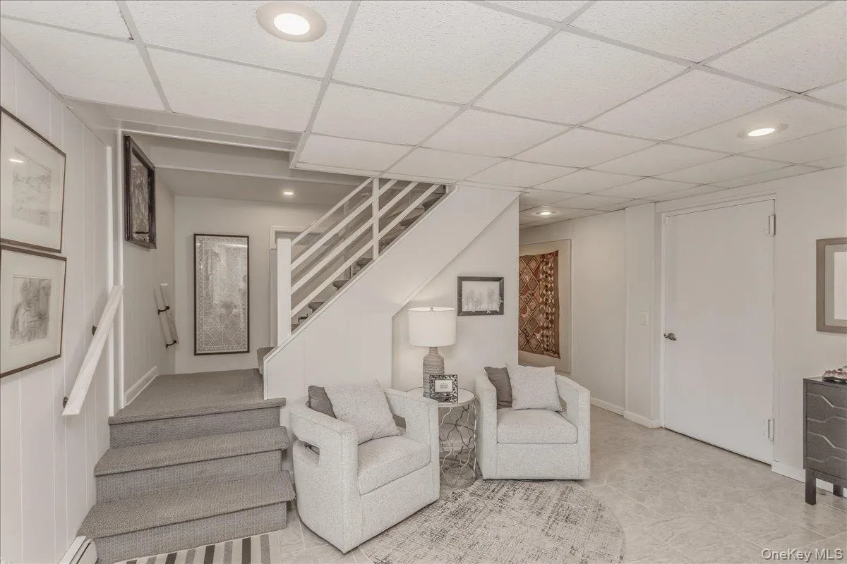 72 Circle Drive, Babylon, NY, 4 Bedrooms Bedrooms, 12 Rooms Rooms,3 BathroomsBathrooms,Residential,For Rent,Circle,0,1020694 72 Circle Drive, Babylon, NY, 4 Bedrooms Bedrooms, 12 Rooms Rooms,3 BathroomsBathrooms,Residential,For Rent,Circle,0,1020694