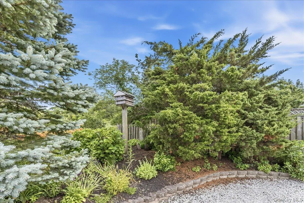 72 Circle Drive, Babylon, NY, 4 Bedrooms Bedrooms, 12 Rooms Rooms,3 BathroomsBathrooms,Residential,For Rent,Circle,0,1020694 72 Circle Drive, Babylon, NY, 4 Bedrooms Bedrooms, 12 Rooms Rooms,3 BathroomsBathrooms,Residential,For Rent,Circle,0,1020694