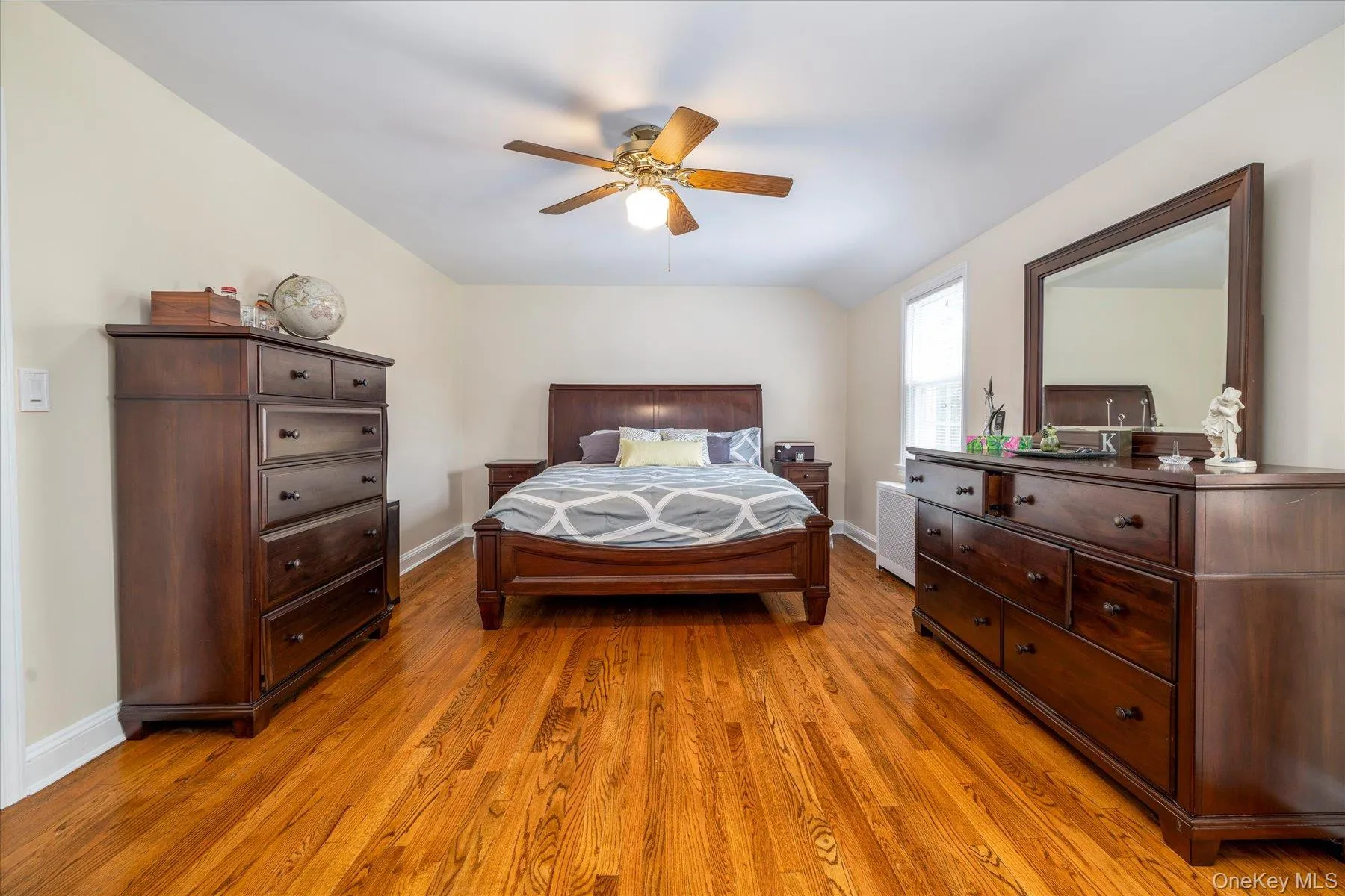 41 Hart Street, Hempstead, NY, 3 Bedrooms Bedrooms, 7 Rooms Rooms,1 BathroomBathrooms,Residential,For Rent,Hart,0,1020696 41 Hart Street, Hempstead, NY, 3 Bedrooms Bedrooms, 7 Rooms Rooms,1 BathroomBathrooms,Residential,For Rent,Hart,0,1020696