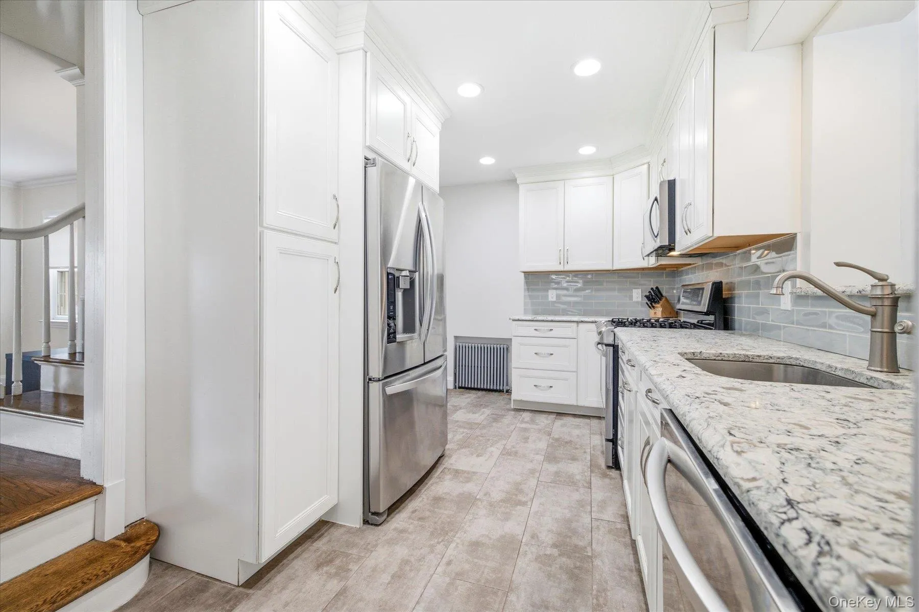 41 Hart Street, Hempstead, NY, 3 Bedrooms Bedrooms, 7 Rooms Rooms,1 BathroomBathrooms,Residential,For Rent,Hart,0,1020696 41 Hart Street, Hempstead, NY, 3 Bedrooms Bedrooms, 7 Rooms Rooms,1 BathroomBathrooms,Residential,For Rent,Hart,0,1020696