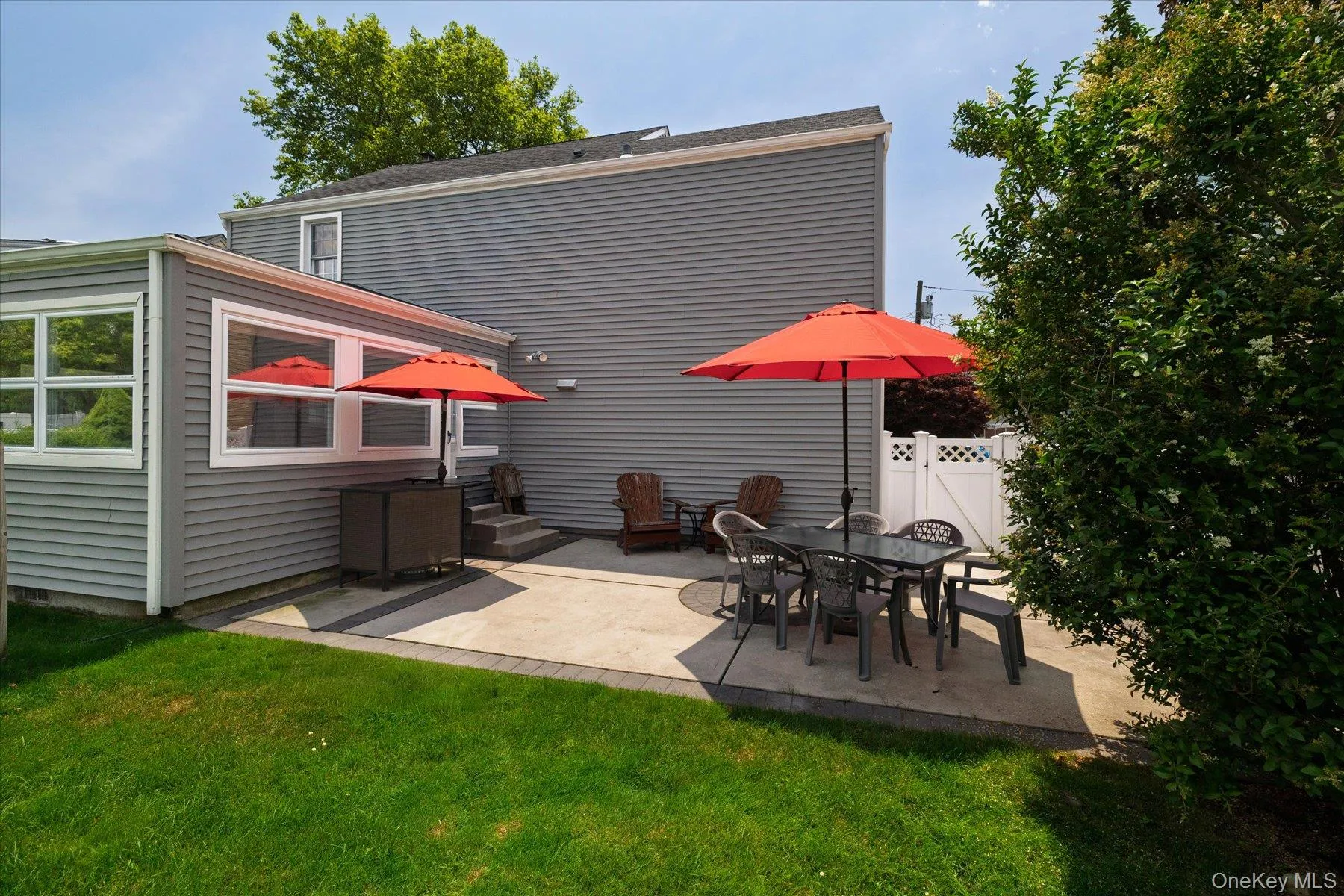41 Hart Street, Hempstead, NY, 3 Bedrooms Bedrooms, 7 Rooms Rooms,1 BathroomBathrooms,Residential,For Rent,Hart,0,1020696 41 Hart Street, Hempstead, NY, 3 Bedrooms Bedrooms, 7 Rooms Rooms,1 BathroomBathrooms,Residential,For Rent,Hart,0,1020696