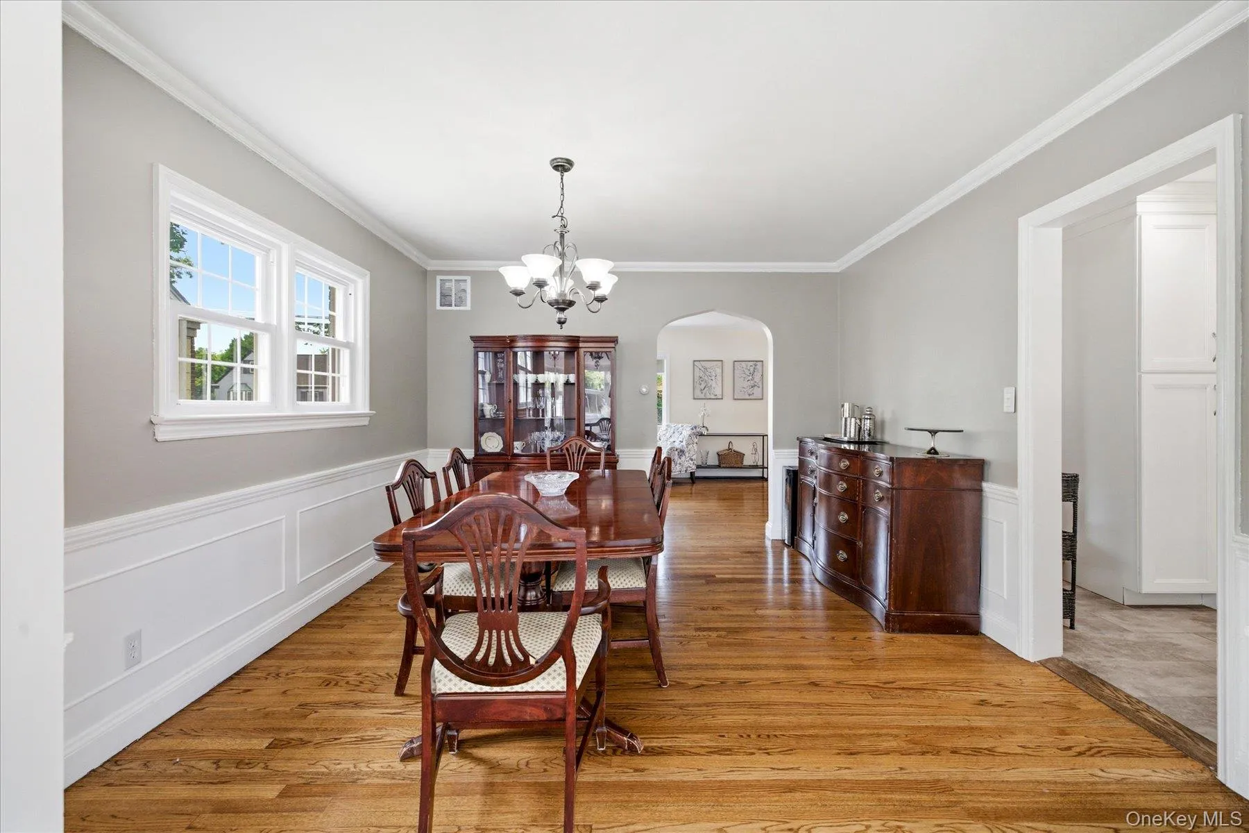 41 Hart Street, Hempstead, NY, 3 Bedrooms Bedrooms, 7 Rooms Rooms,1 BathroomBathrooms,Residential,For Rent,Hart,0,1020696 41 Hart Street, Hempstead, NY, 3 Bedrooms Bedrooms, 7 Rooms Rooms,1 BathroomBathrooms,Residential,For Rent,Hart,0,1020696