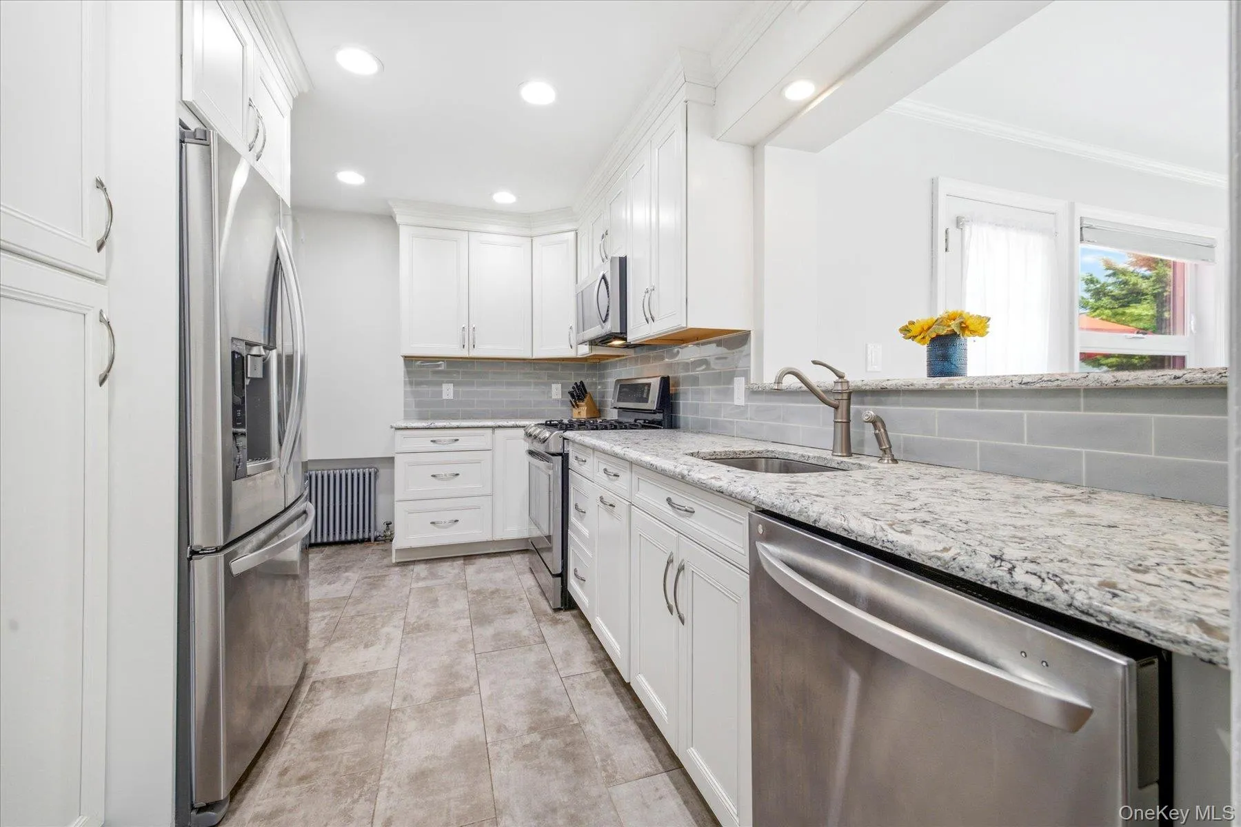 41 Hart Street, Hempstead, NY, 3 Bedrooms Bedrooms, 7 Rooms Rooms,1 BathroomBathrooms,Residential,For Rent,Hart,0,1020696 41 Hart Street, Hempstead, NY, 3 Bedrooms Bedrooms, 7 Rooms Rooms,1 BathroomBathrooms,Residential,For Rent,Hart,0,1020696