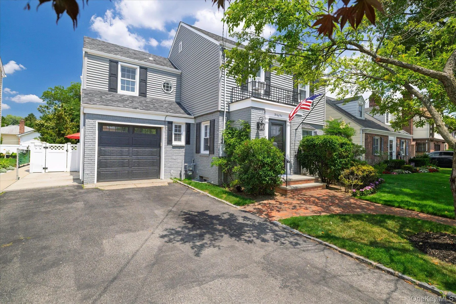 41 Hart Street, Hempstead, NY, 3 Bedrooms Bedrooms, 7 Rooms Rooms,1 BathroomBathrooms,Residential,For Rent,Hart,0,1020696 41 Hart Street, Hempstead, NY, 3 Bedrooms Bedrooms, 7 Rooms Rooms,1 BathroomBathrooms,Residential,For Rent,Hart,0,1020696