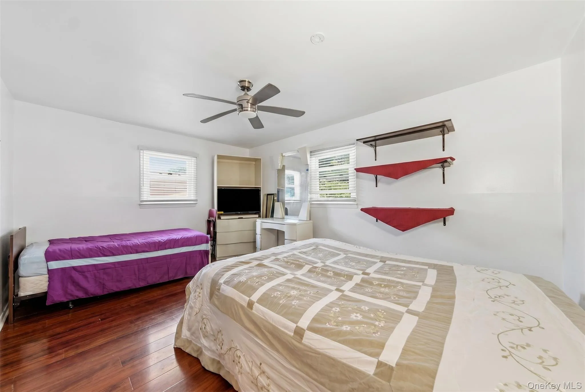 70 Avenue A, Brookhaven, NY, 6 Bedrooms Bedrooms, 8 Rooms Rooms,3 BathroomsBathrooms,Residential,For Rent,Avenue A,0,1020702 70 Avenue A, Brookhaven, NY, 6 Bedrooms Bedrooms, 8 Rooms Rooms,3 BathroomsBathrooms,Residential,For Rent,Avenue A,0,1020702