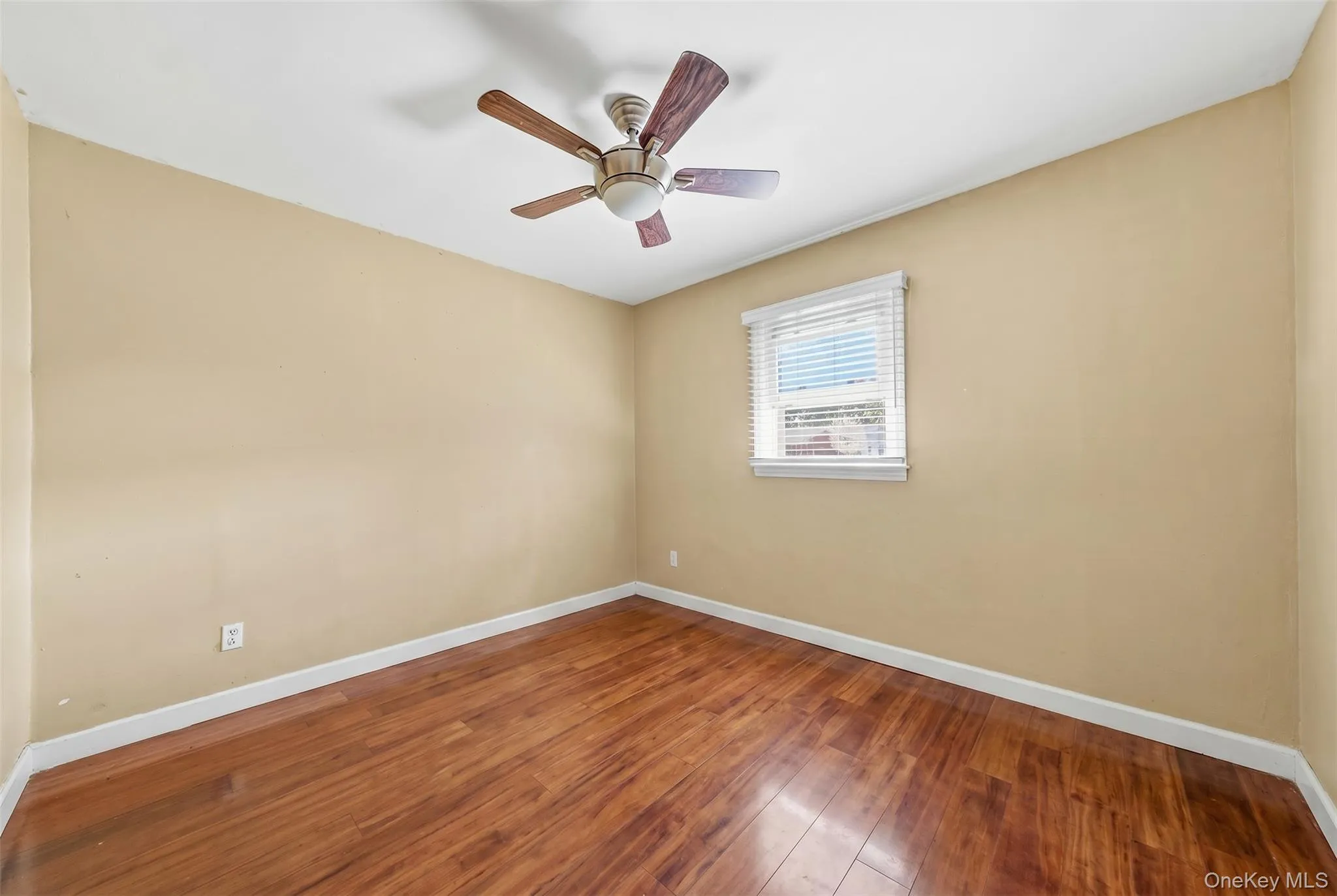 70 Avenue A, Brookhaven, NY, 6 Bedrooms Bedrooms, 8 Rooms Rooms,3 BathroomsBathrooms,Residential,For Rent,Avenue A,0,1020702 70 Avenue A, Brookhaven, NY, 6 Bedrooms Bedrooms, 8 Rooms Rooms,3 BathroomsBathrooms,Residential,For Rent,Avenue A,0,1020702