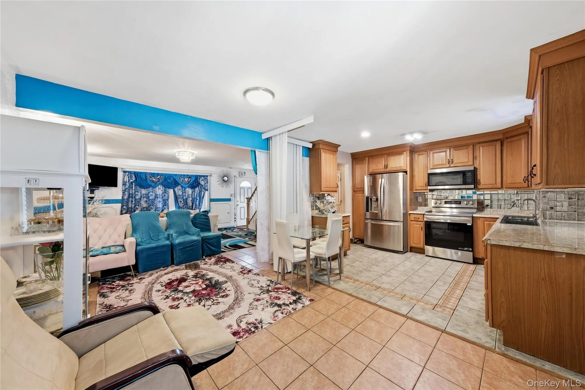 70 Avenue A, Brookhaven, NY, 6 Bedrooms Bedrooms, 8 Rooms Rooms,3 BathroomsBathrooms,Residential,For Rent,Avenue A,0,1020702 70 Avenue A, Brookhaven, NY, 6 Bedrooms Bedrooms, 8 Rooms Rooms,3 BathroomsBathrooms,Residential,For Rent,Avenue A,0,1020702